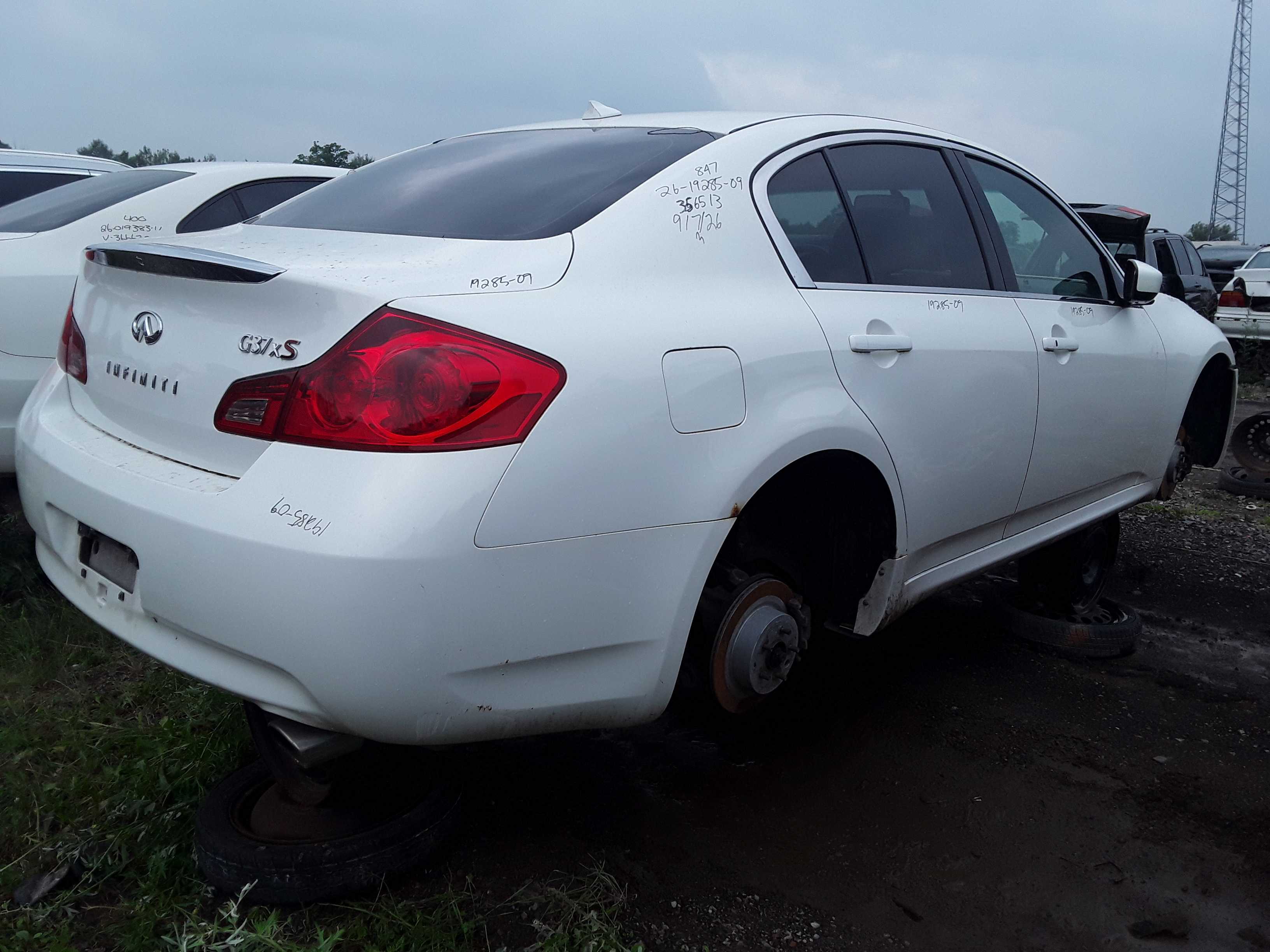 INFINITI G37 SEDAN 2009