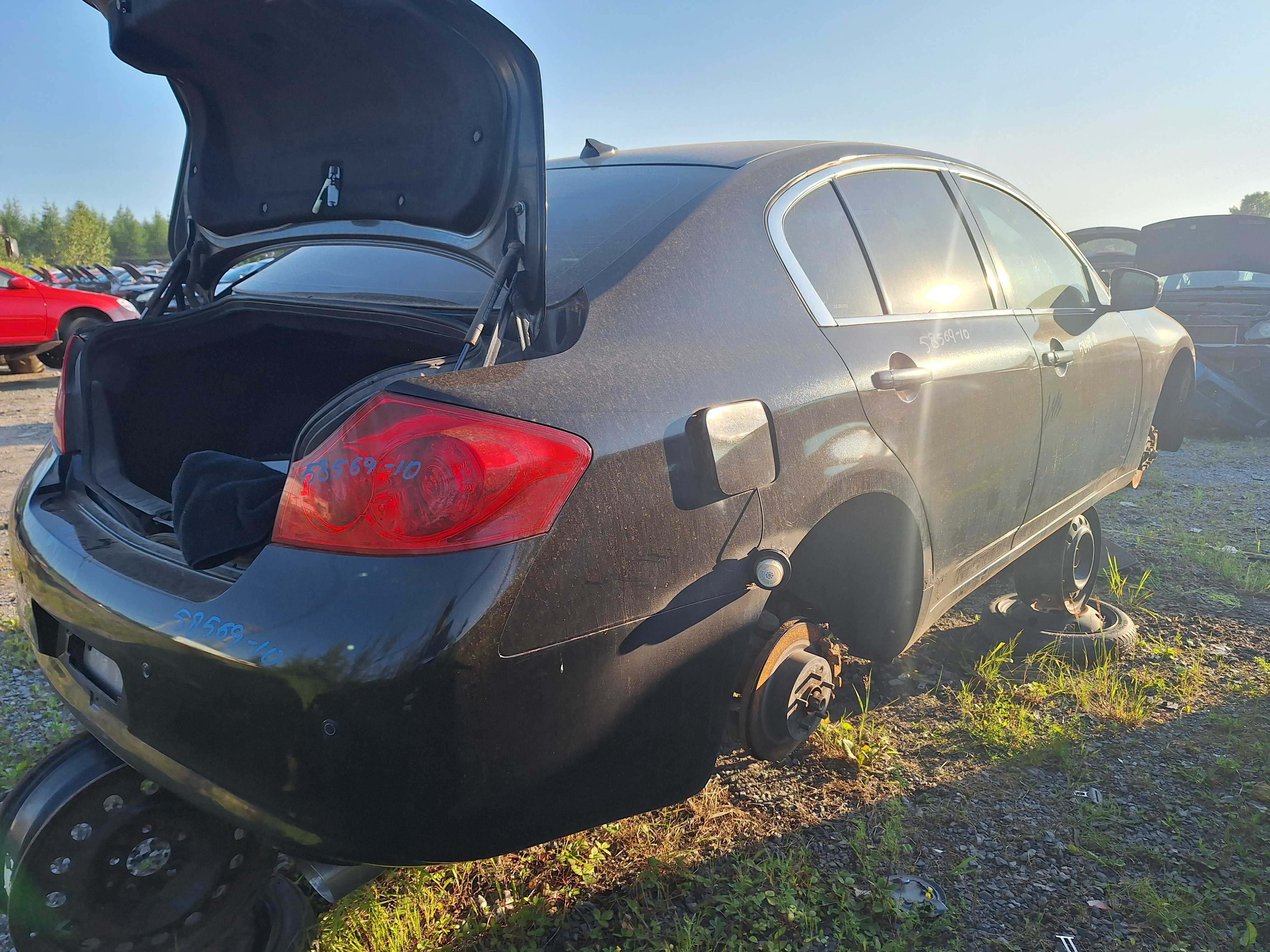 INFINITI G37 SEDAN 2010