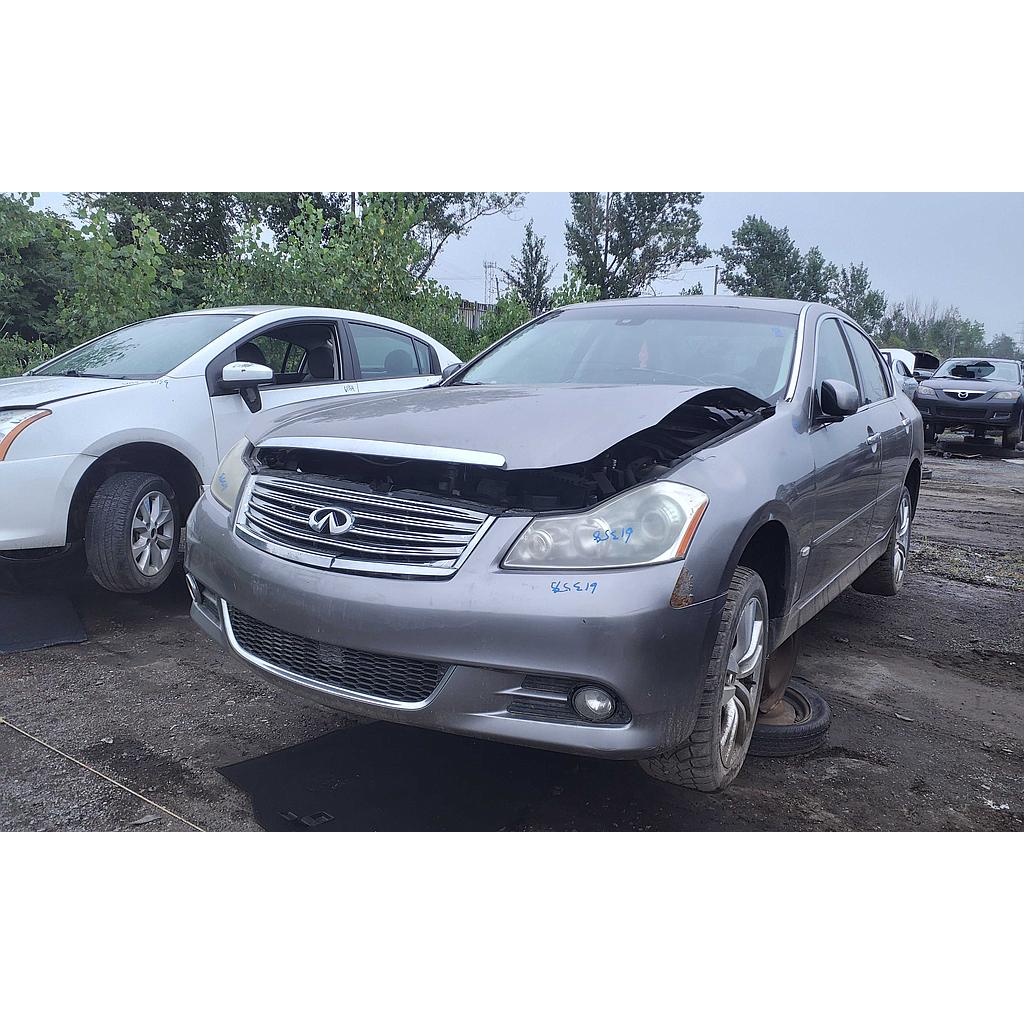 INFINITI M35 2010