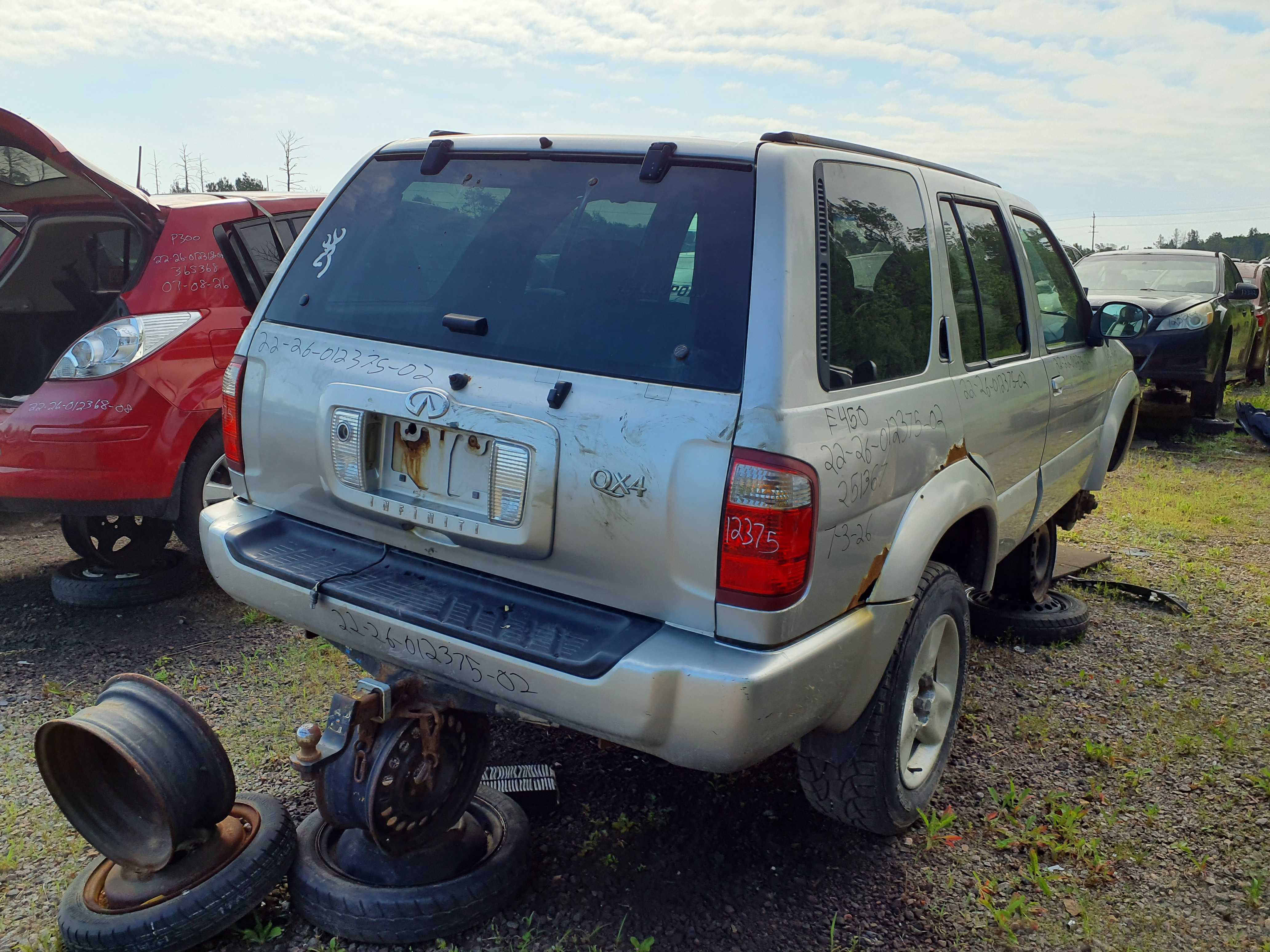 INFINITI QX4 2002
