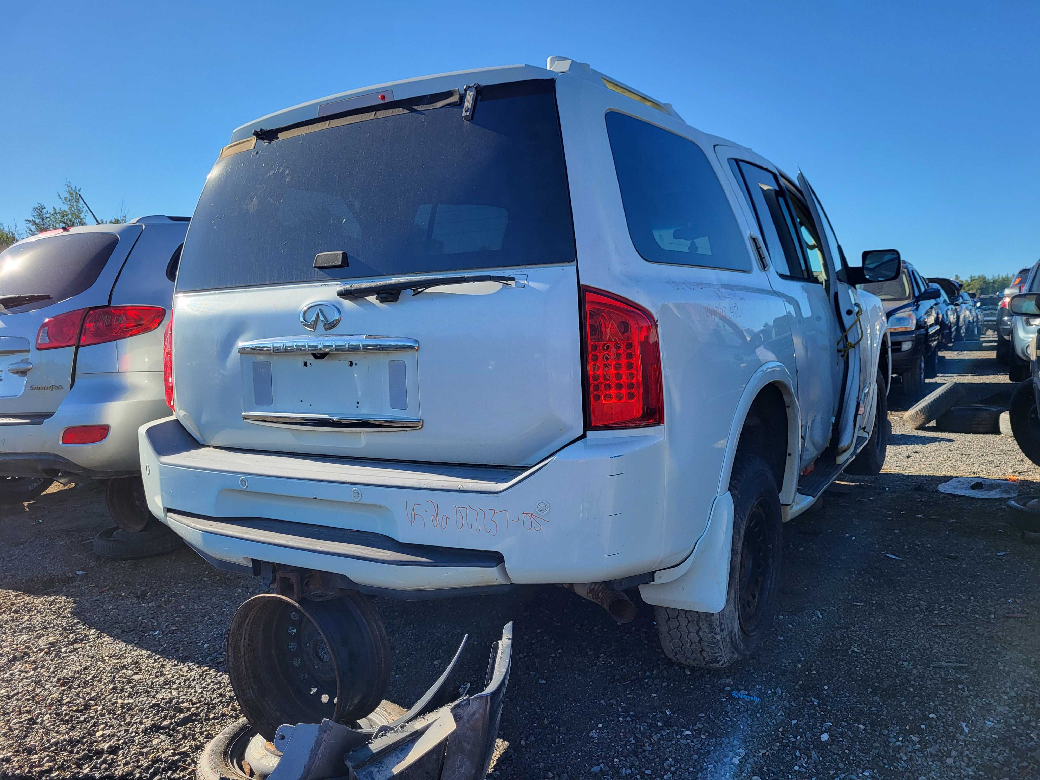 INFINITI QX56 2005