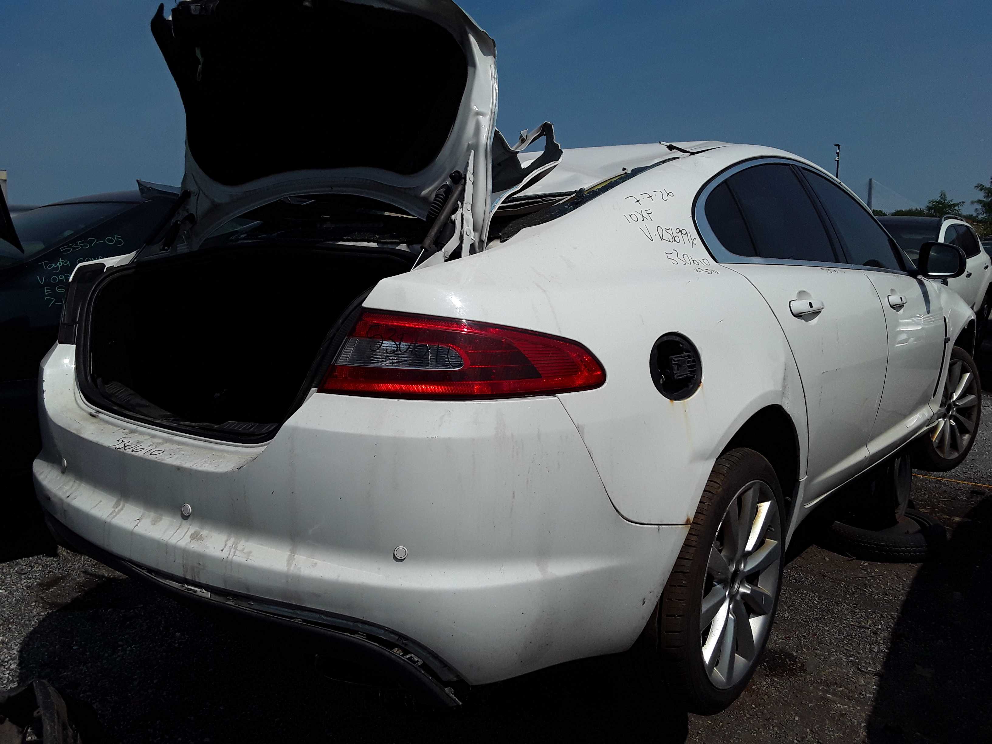 JAGUAR XF 2010