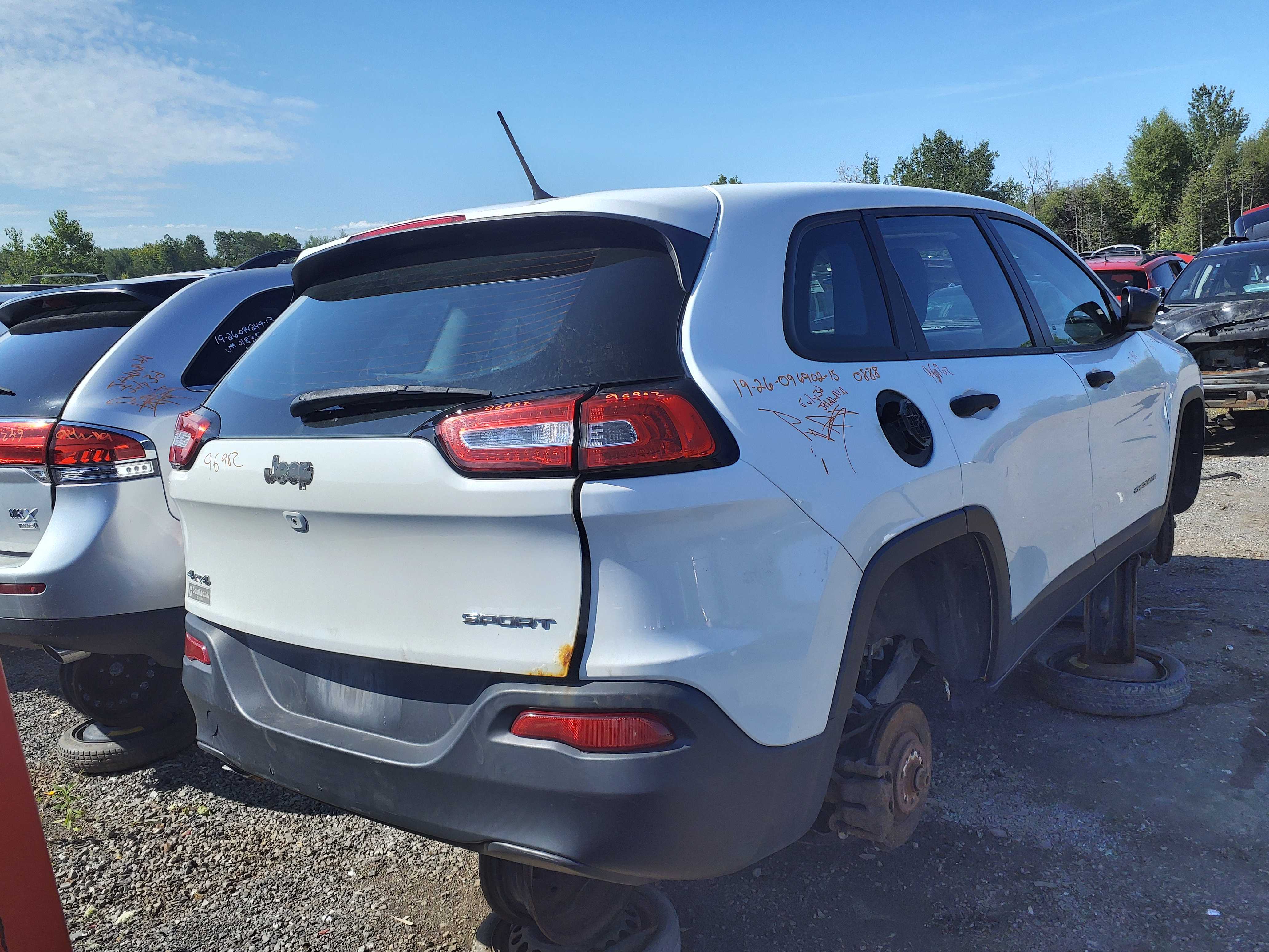 JEEP CHEROKEE 2015