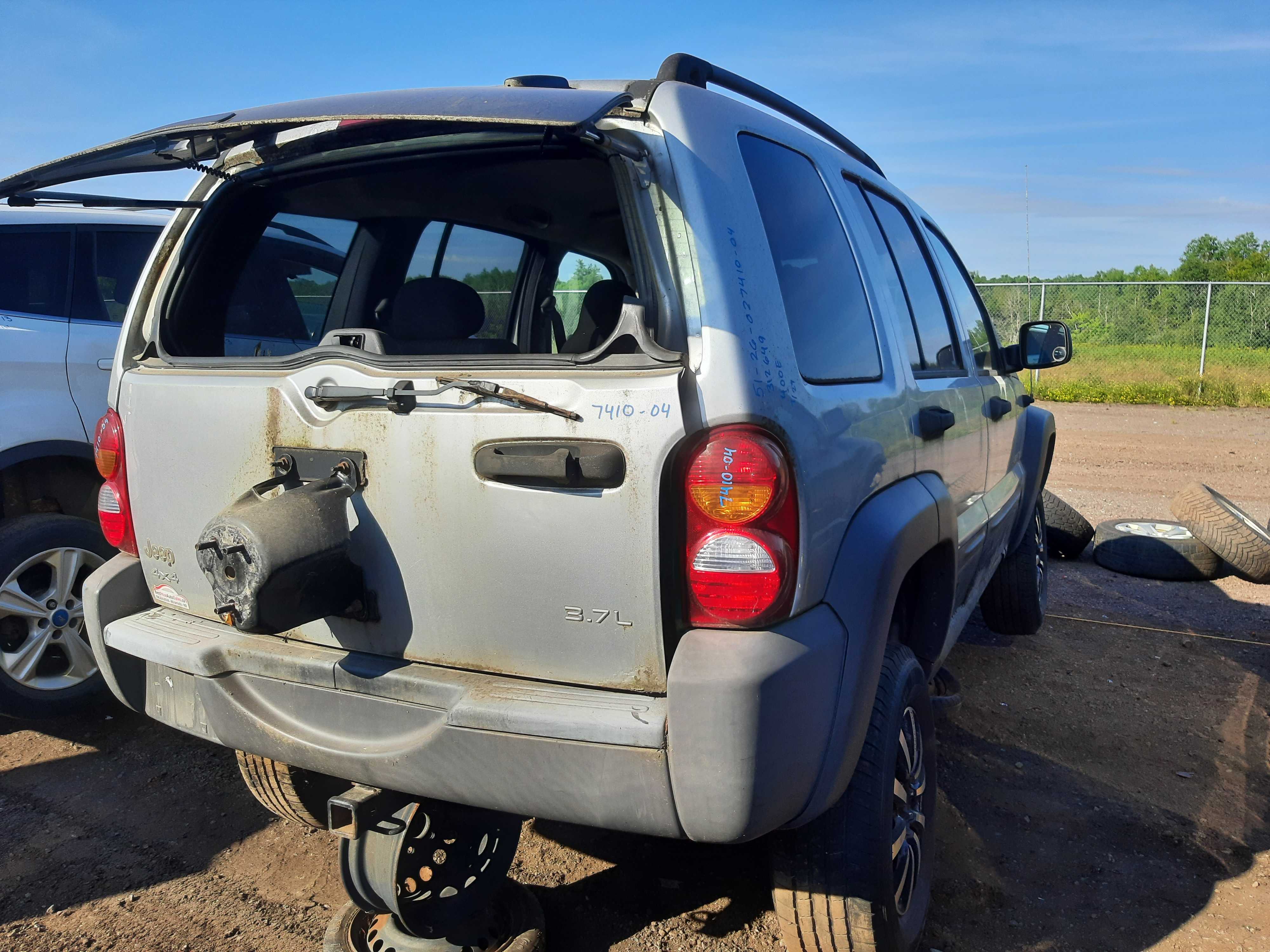 JEEP LIBERTY 2004