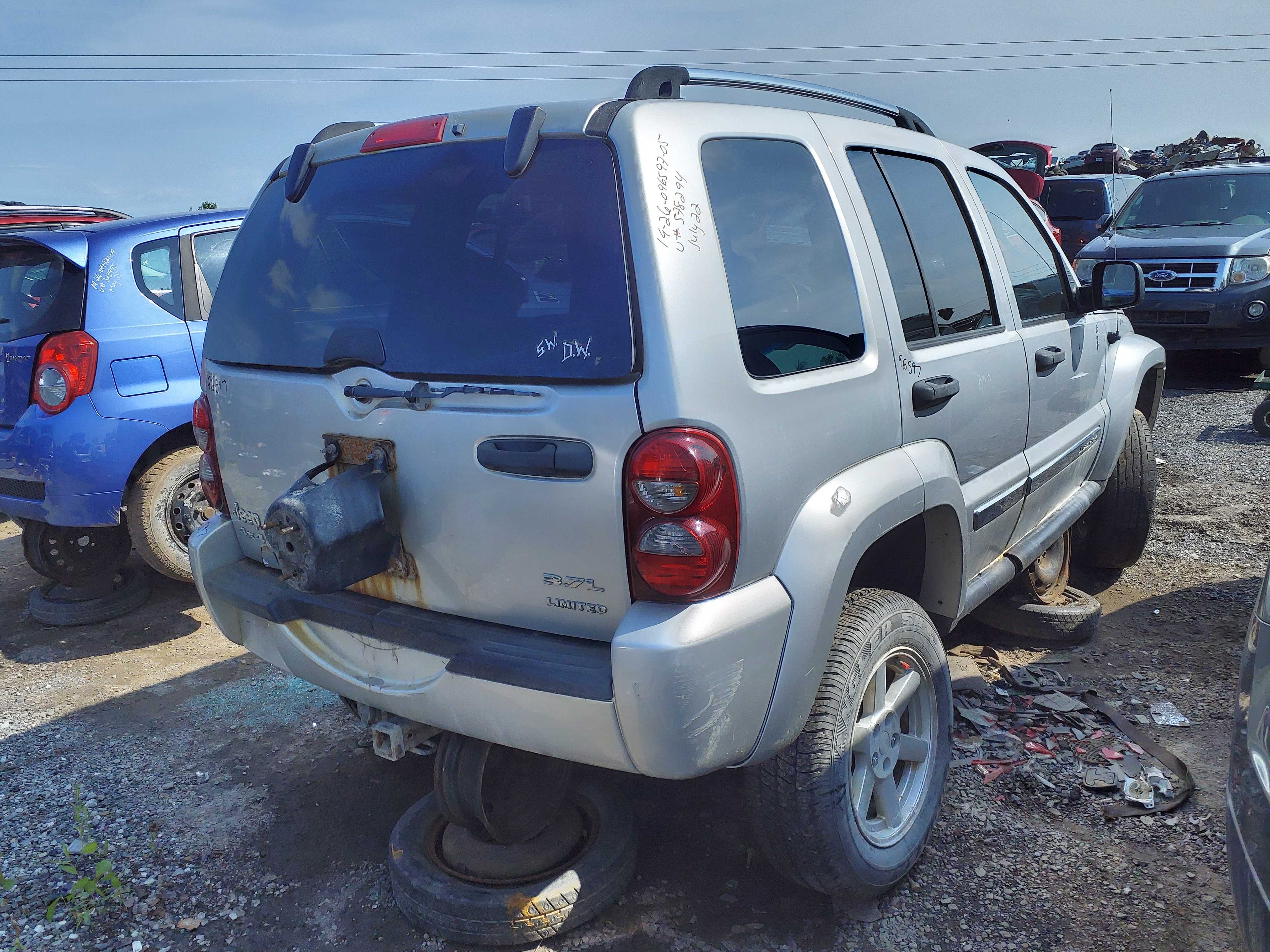 JEEP LIBERTY 2005