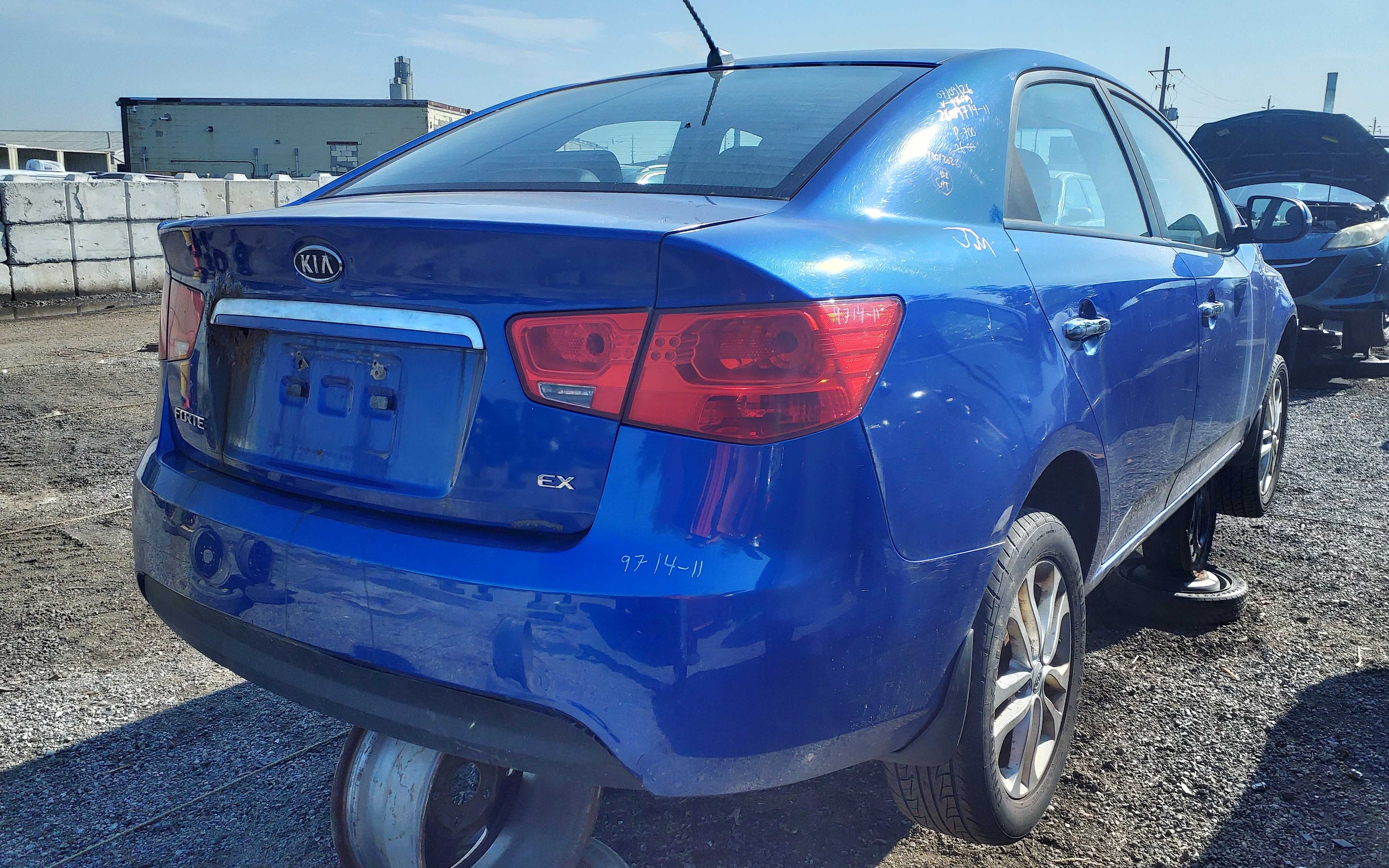 KIA FORTE 2011