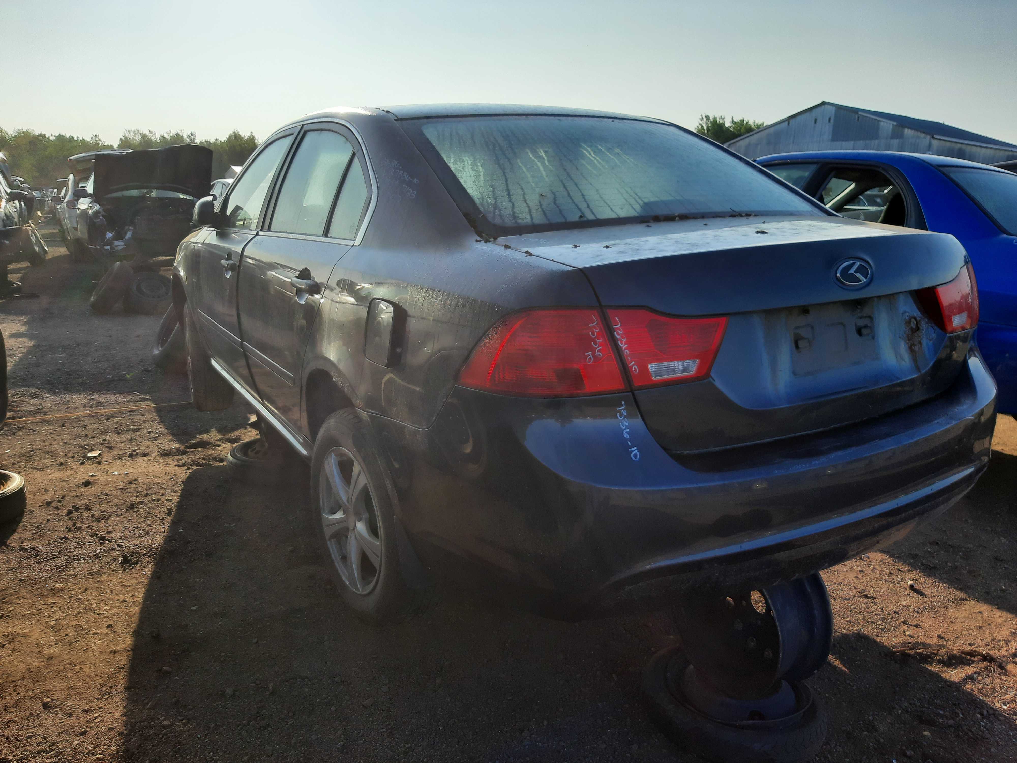 KIA MAGENTIS 2010