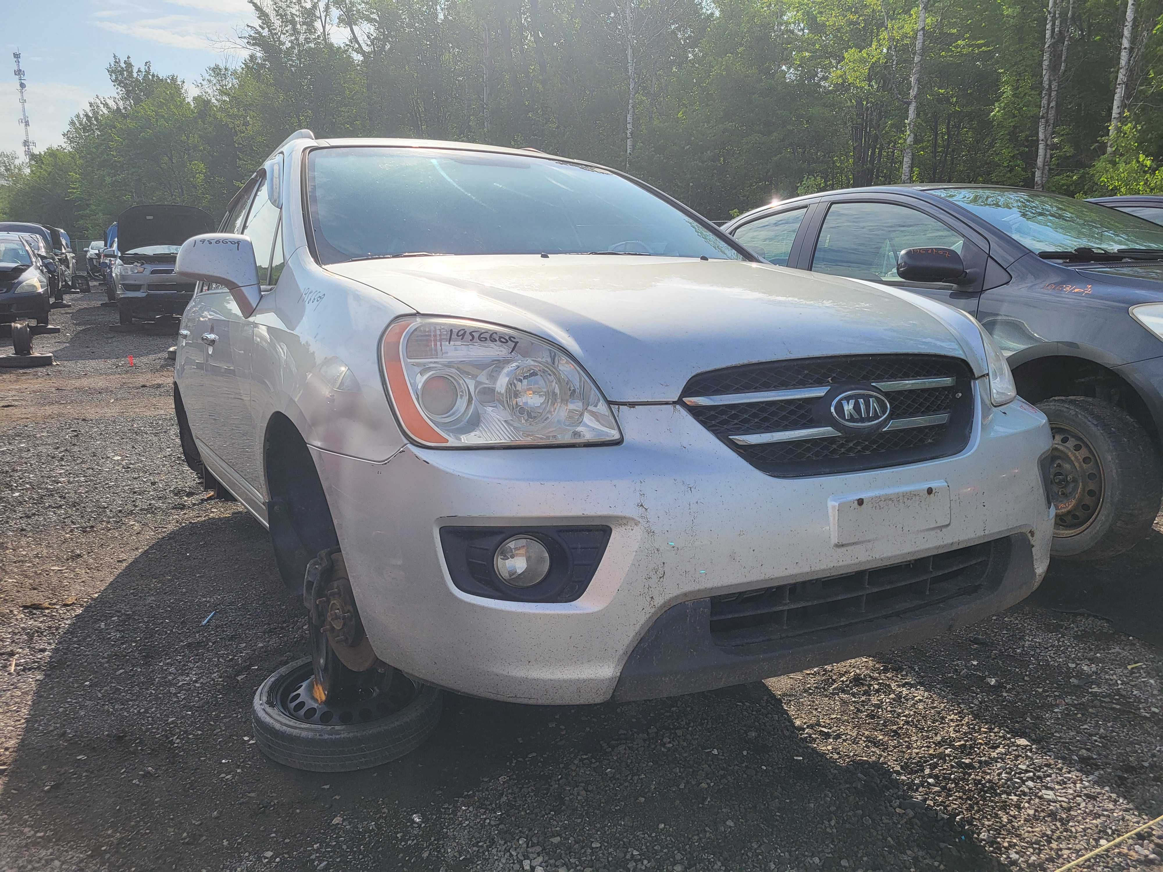 KIA RONDO 2009