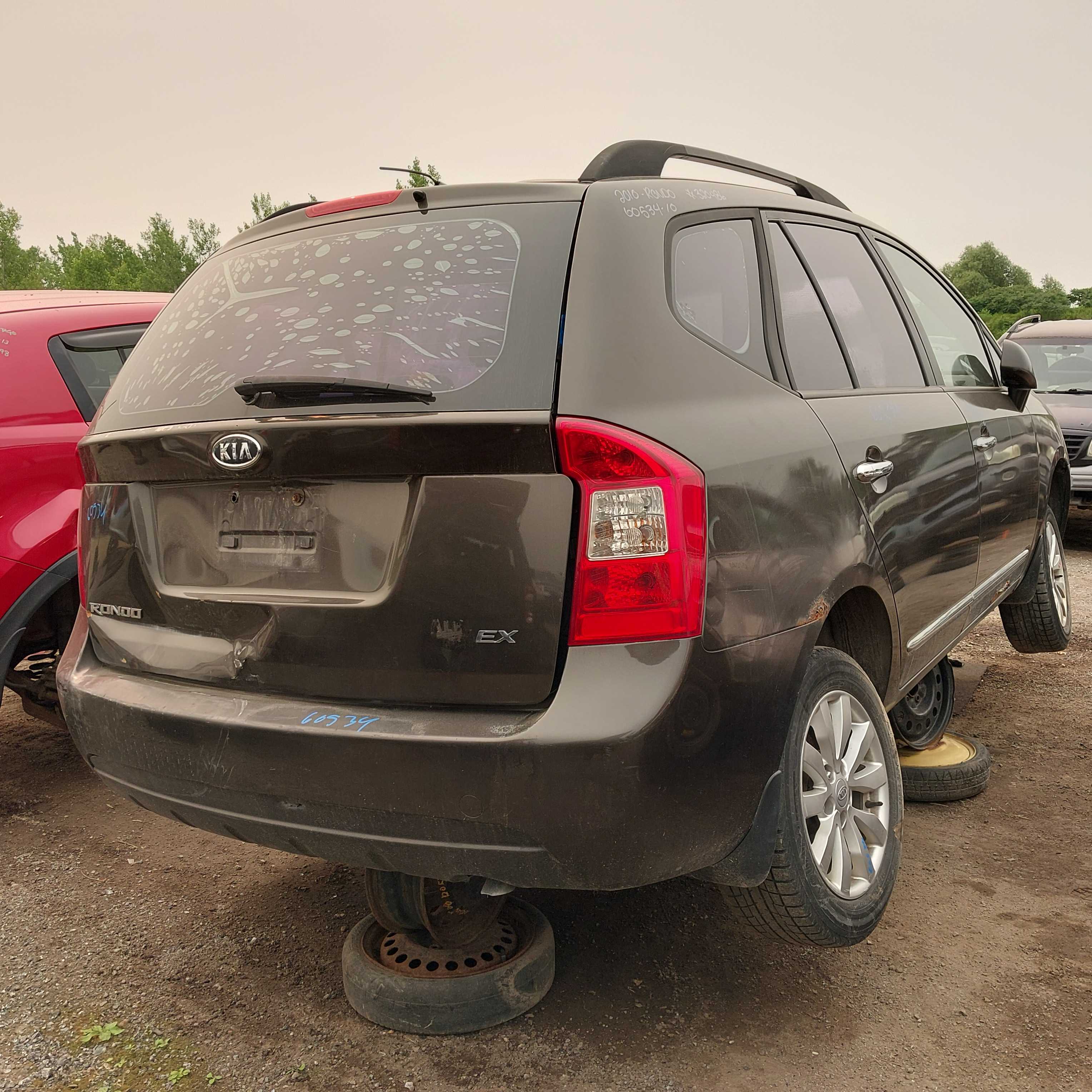 KIA RONDO 2010