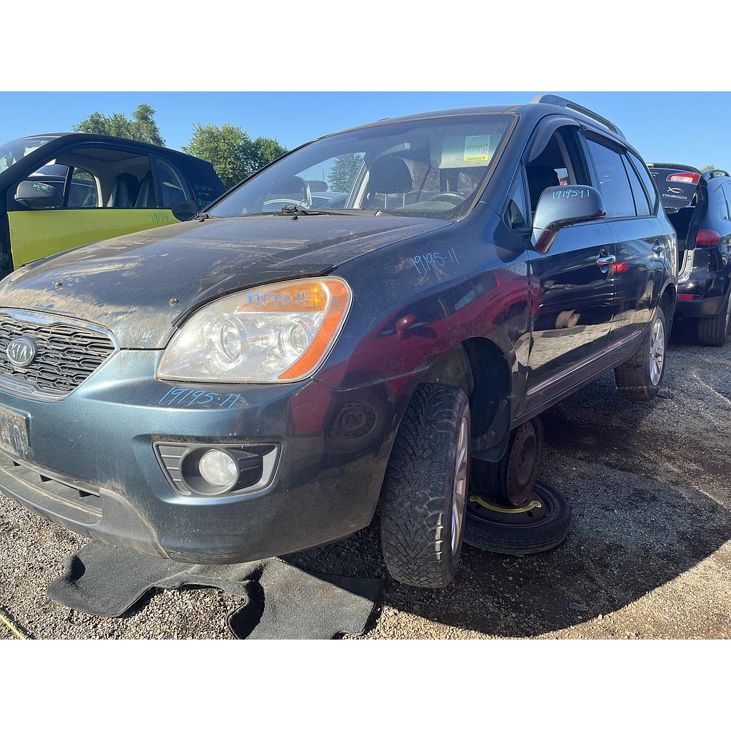 KIA RONDO 2011