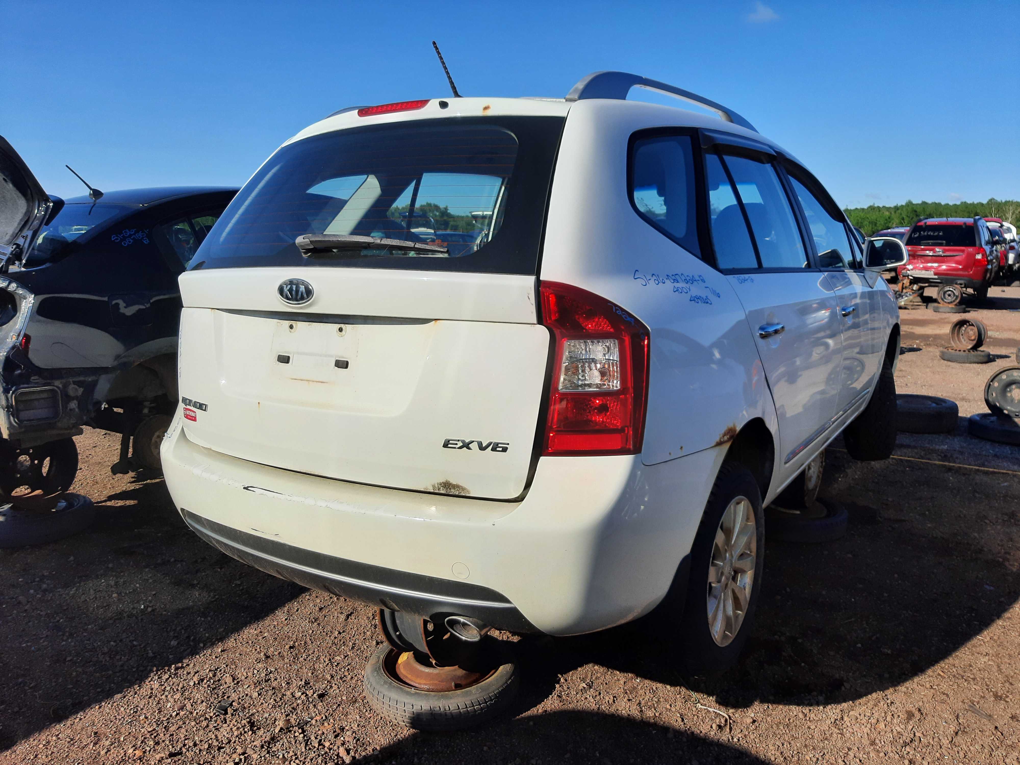 KIA RONDO 2012