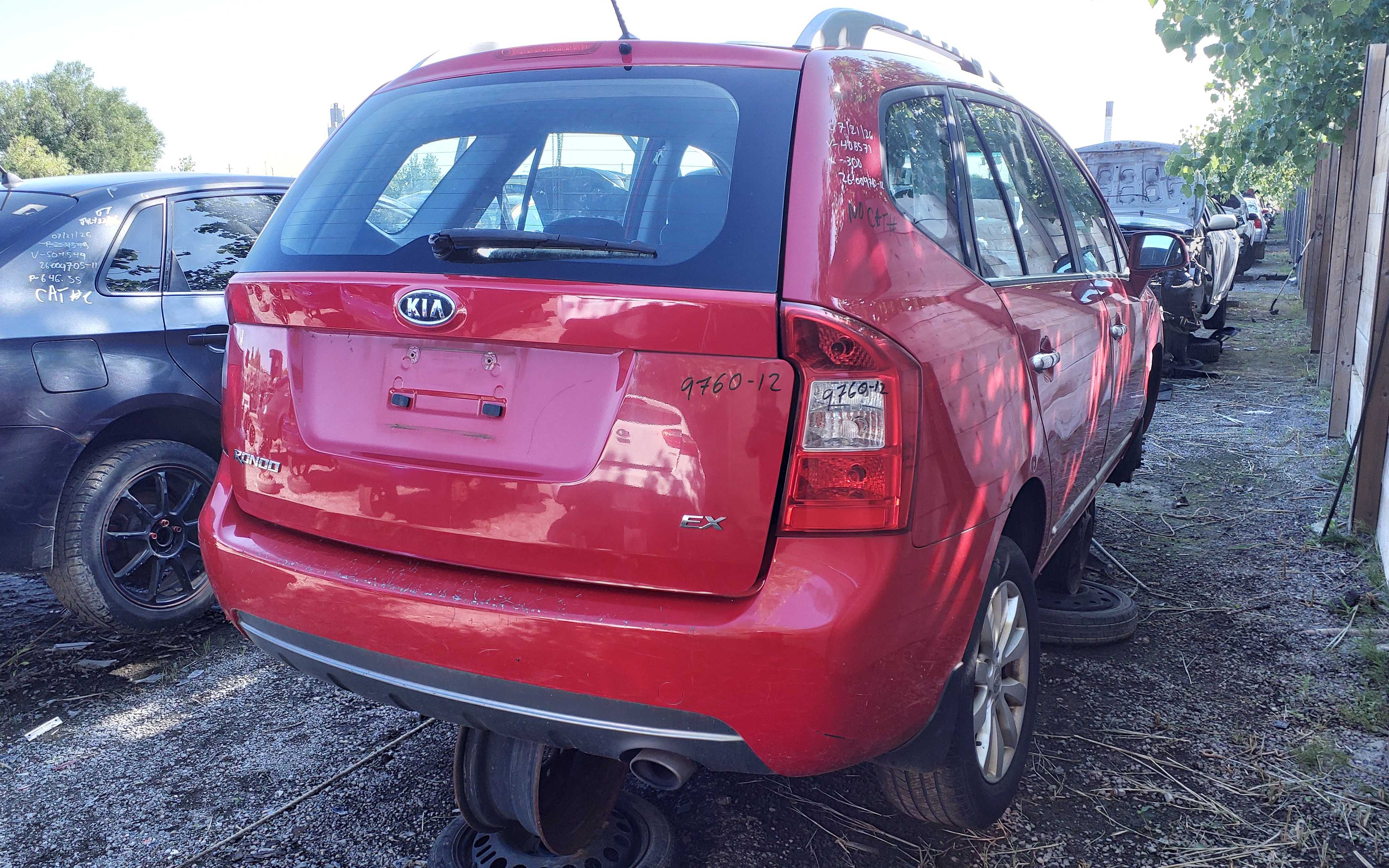 KIA RONDO 2012