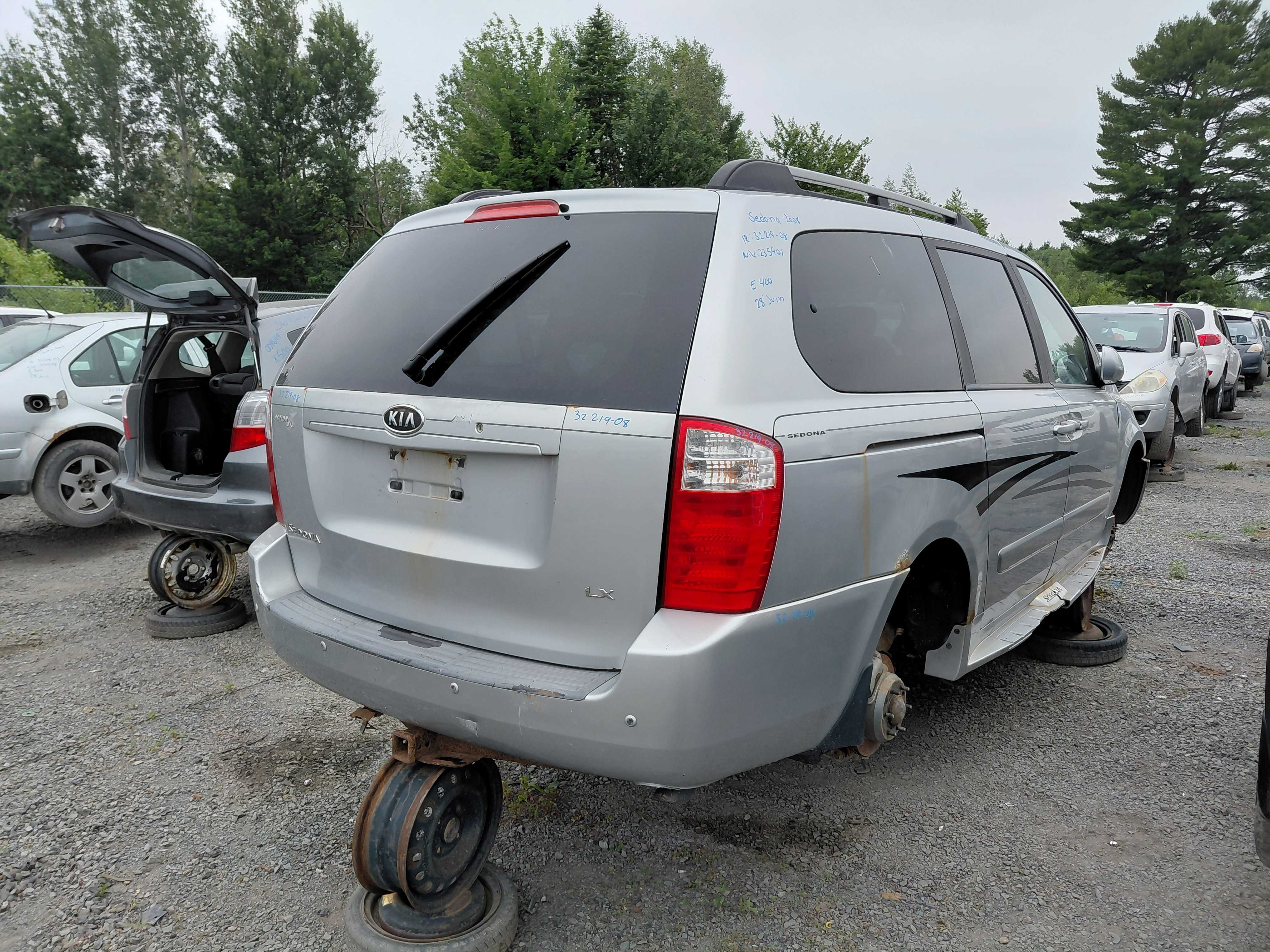 KIA SEDONA 2008