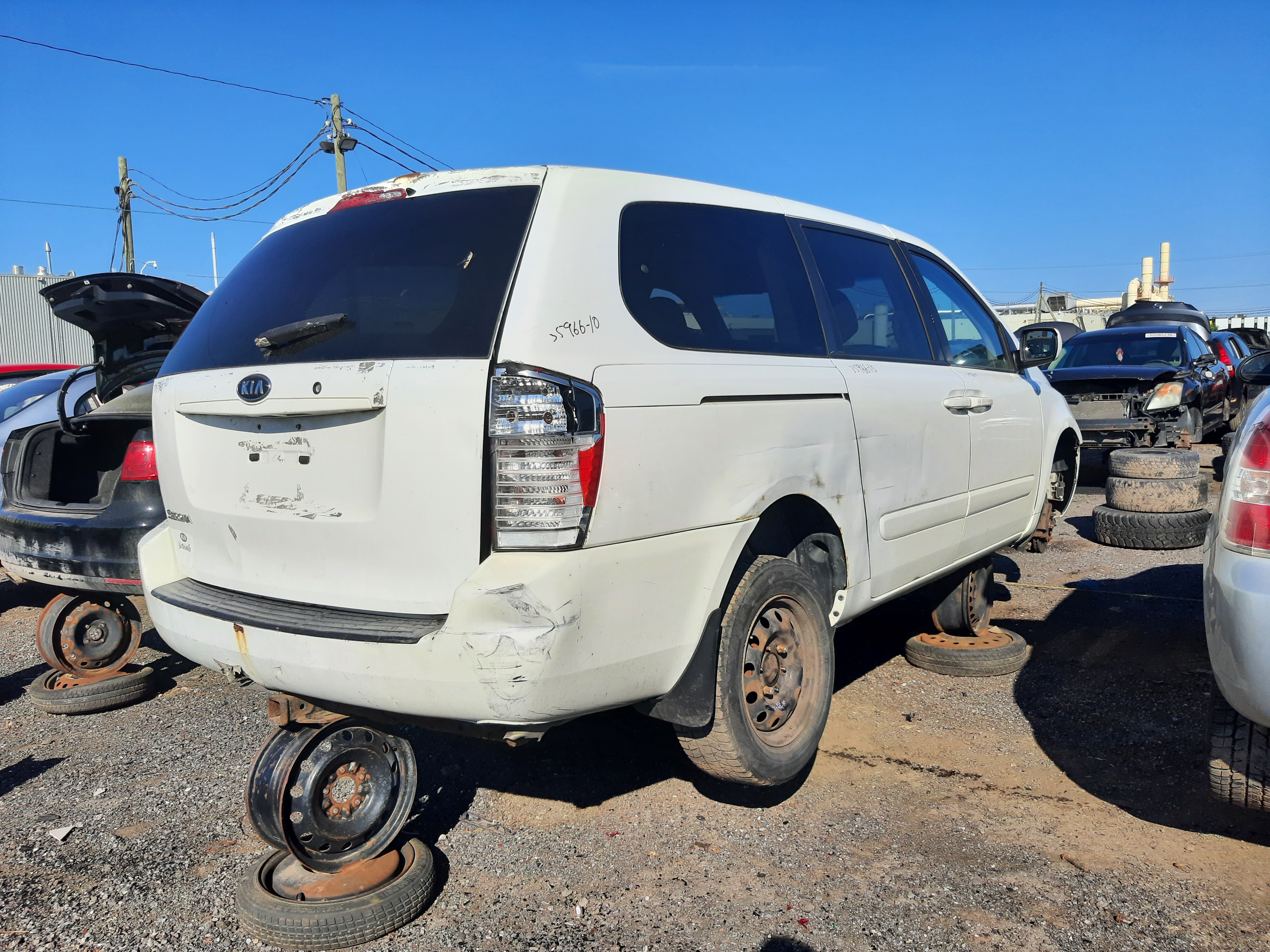 KIA SEDONA 2010