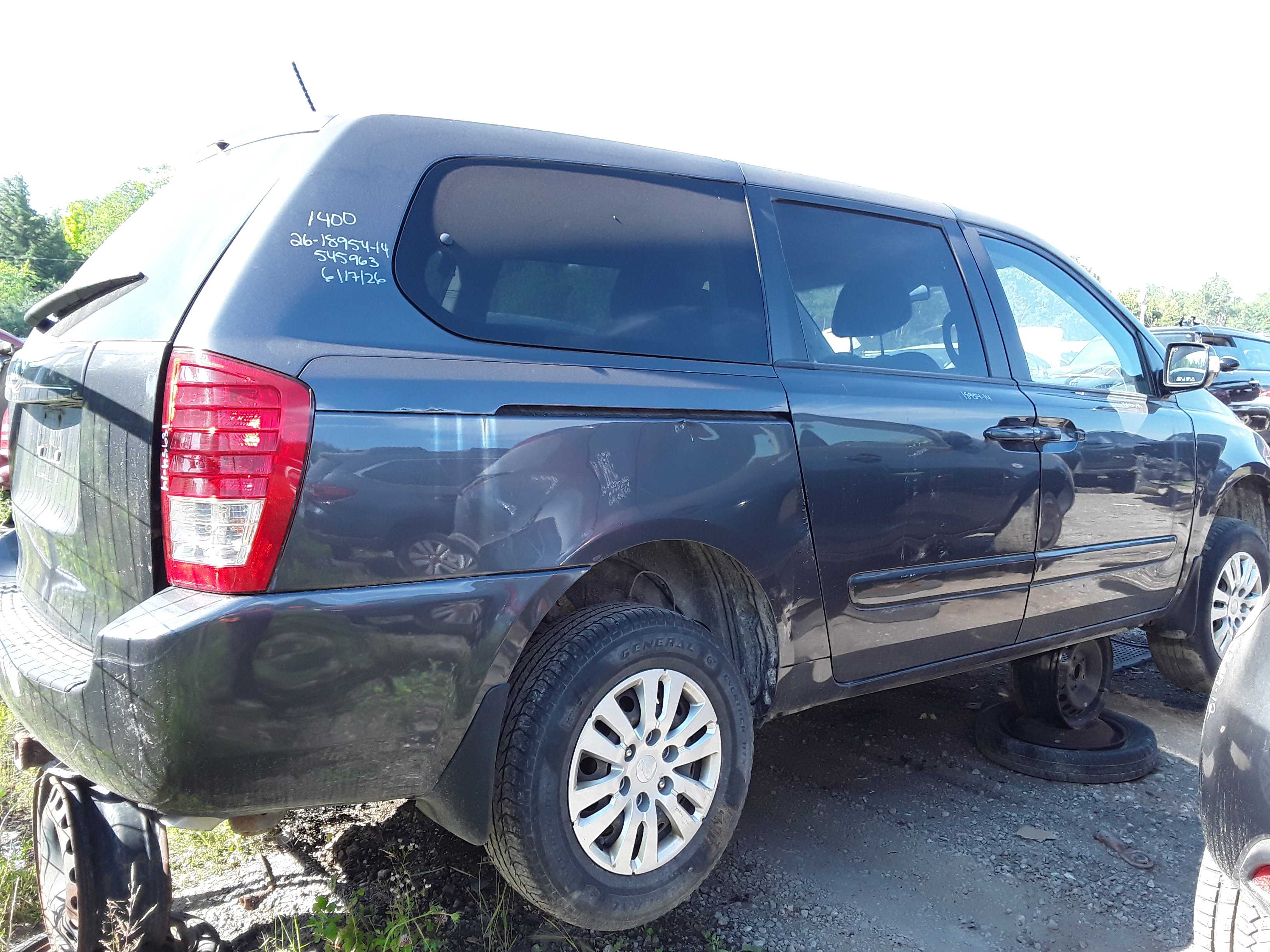 KIA SEDONA 2014