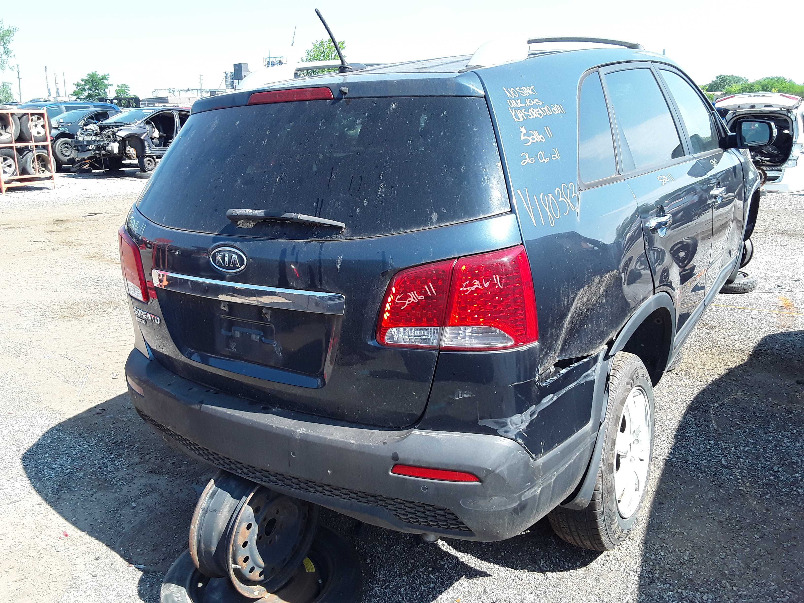 KIA SORENTO 2011