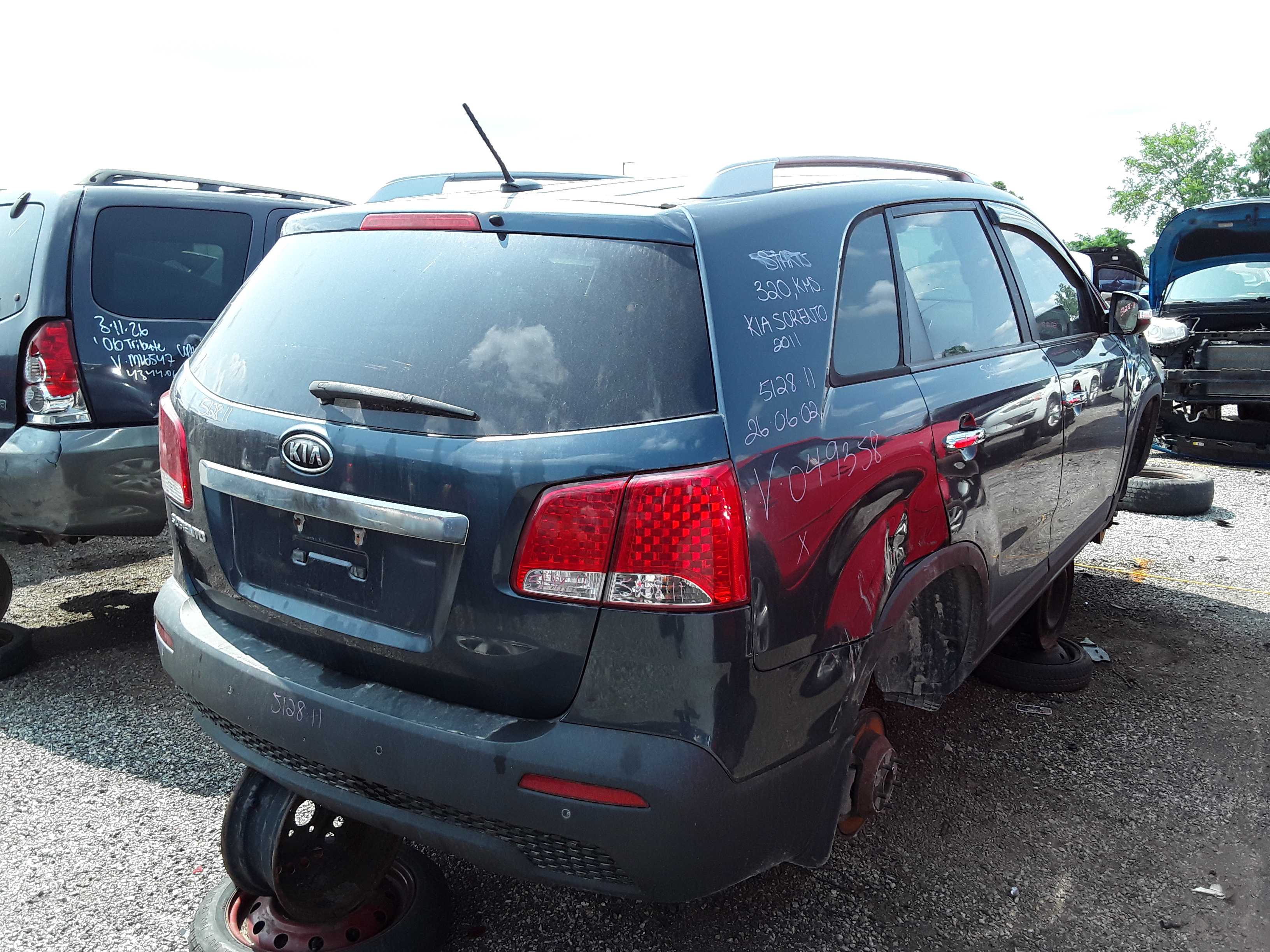 KIA SORENTO 2011