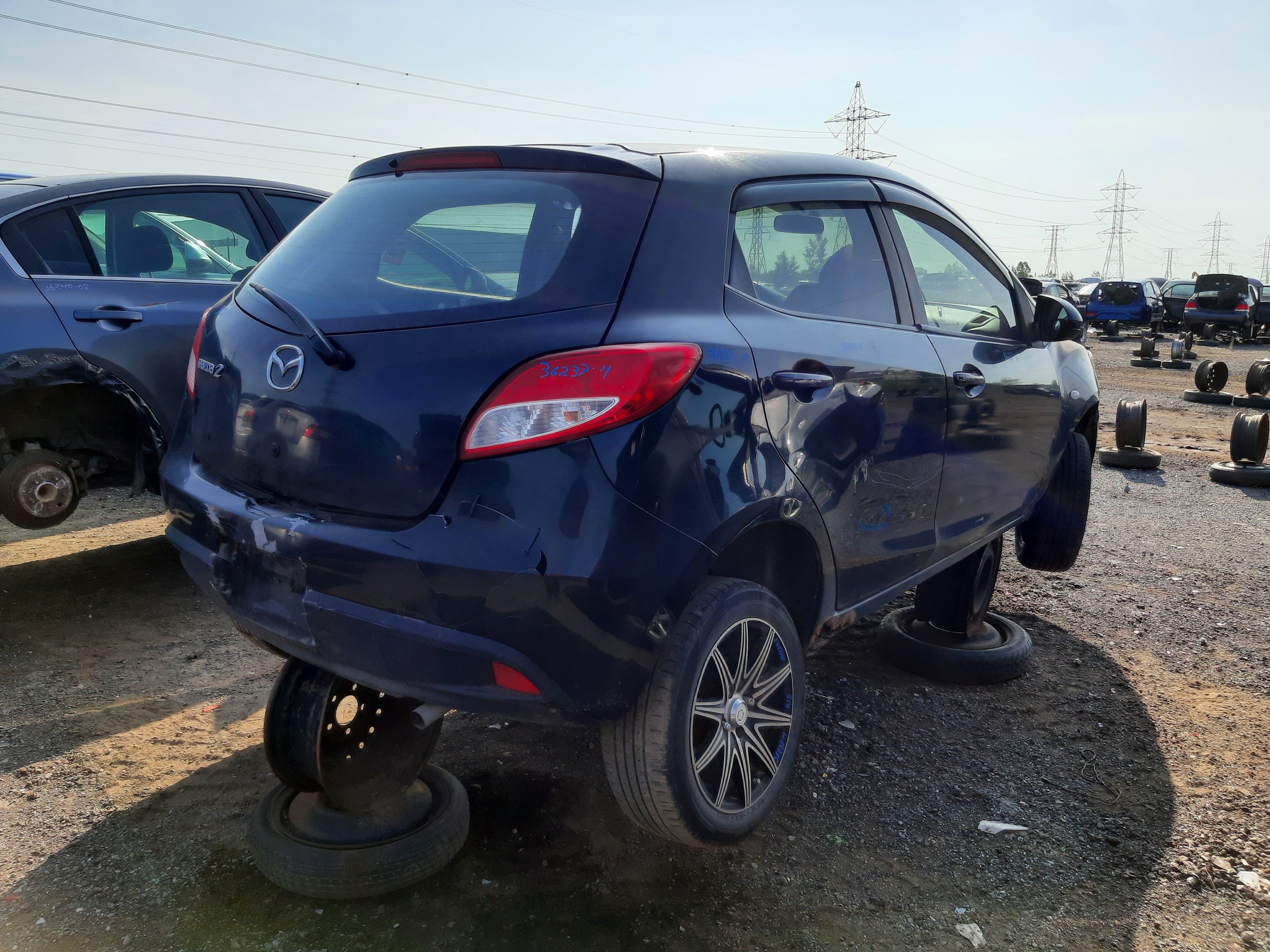 MAZDA MAZDA2 2011