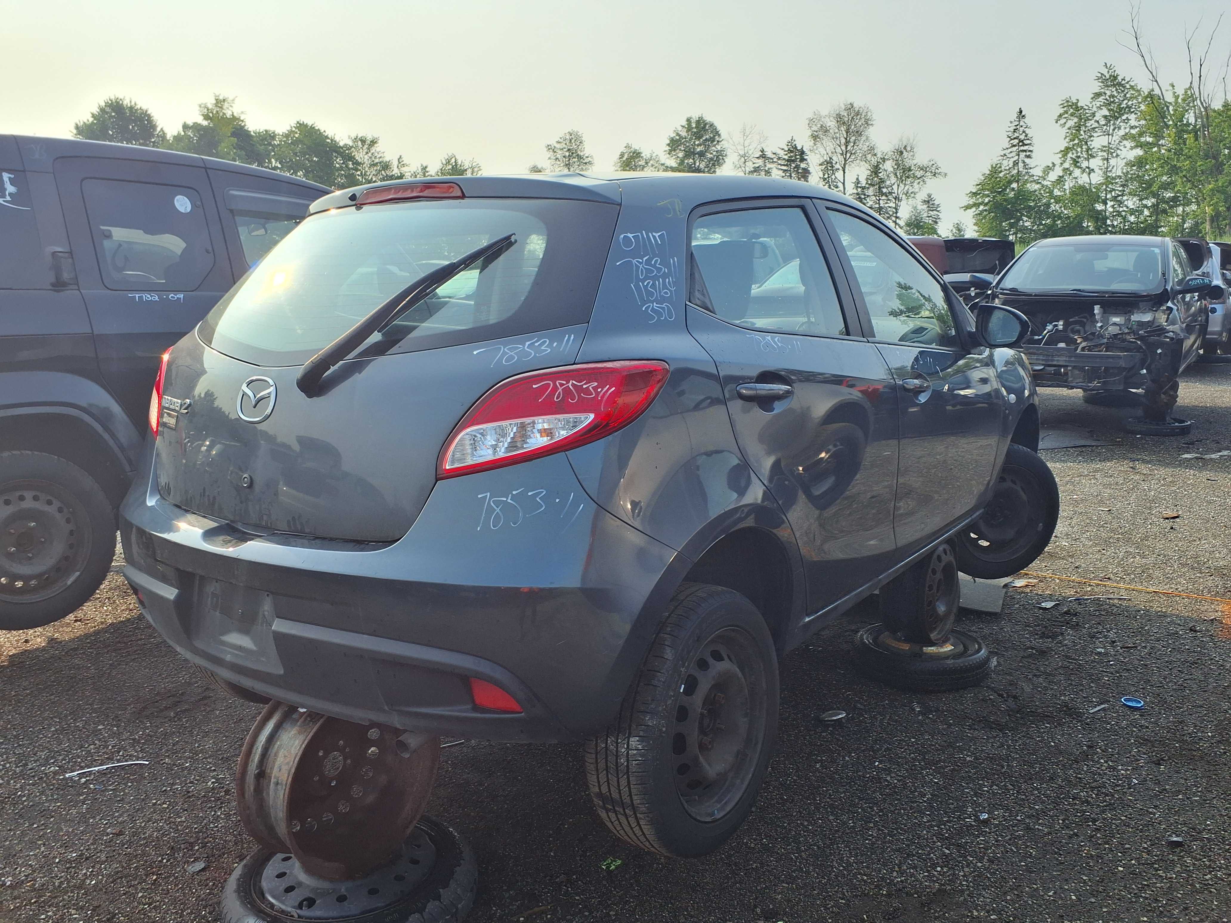 MAZDA MAZDA2 2011