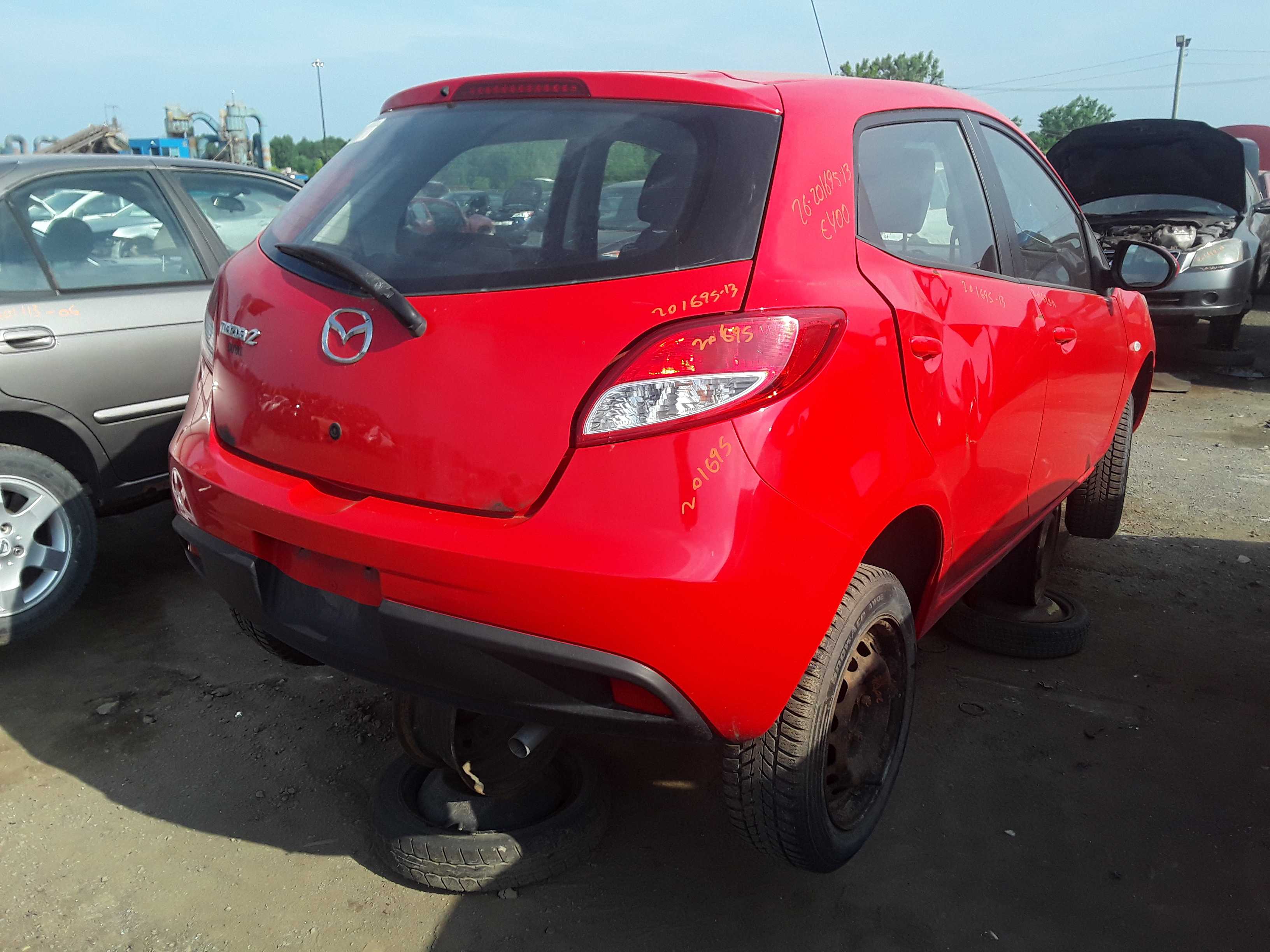 MAZDA MAZDA2 2013