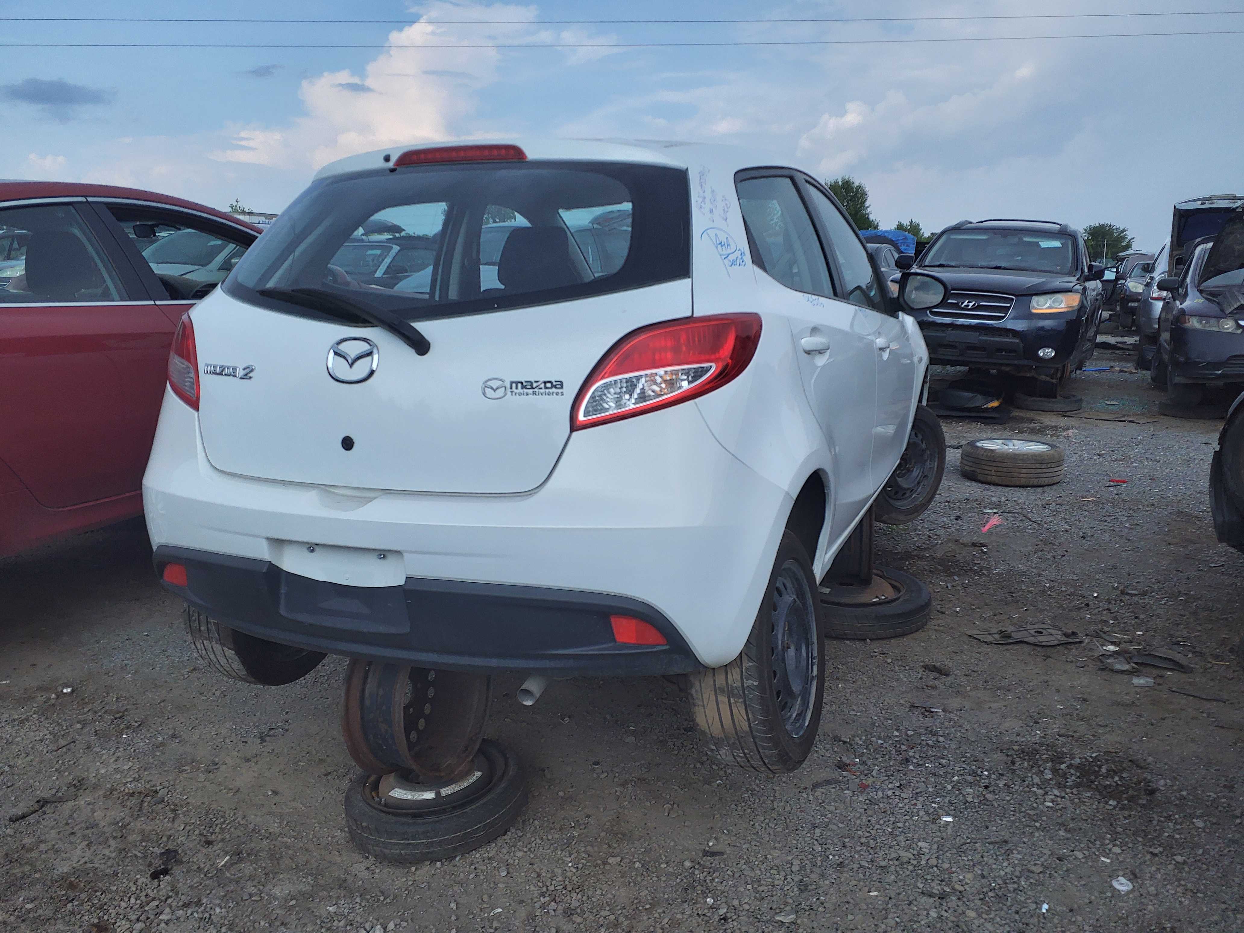 MAZDA MAZDA2 2013