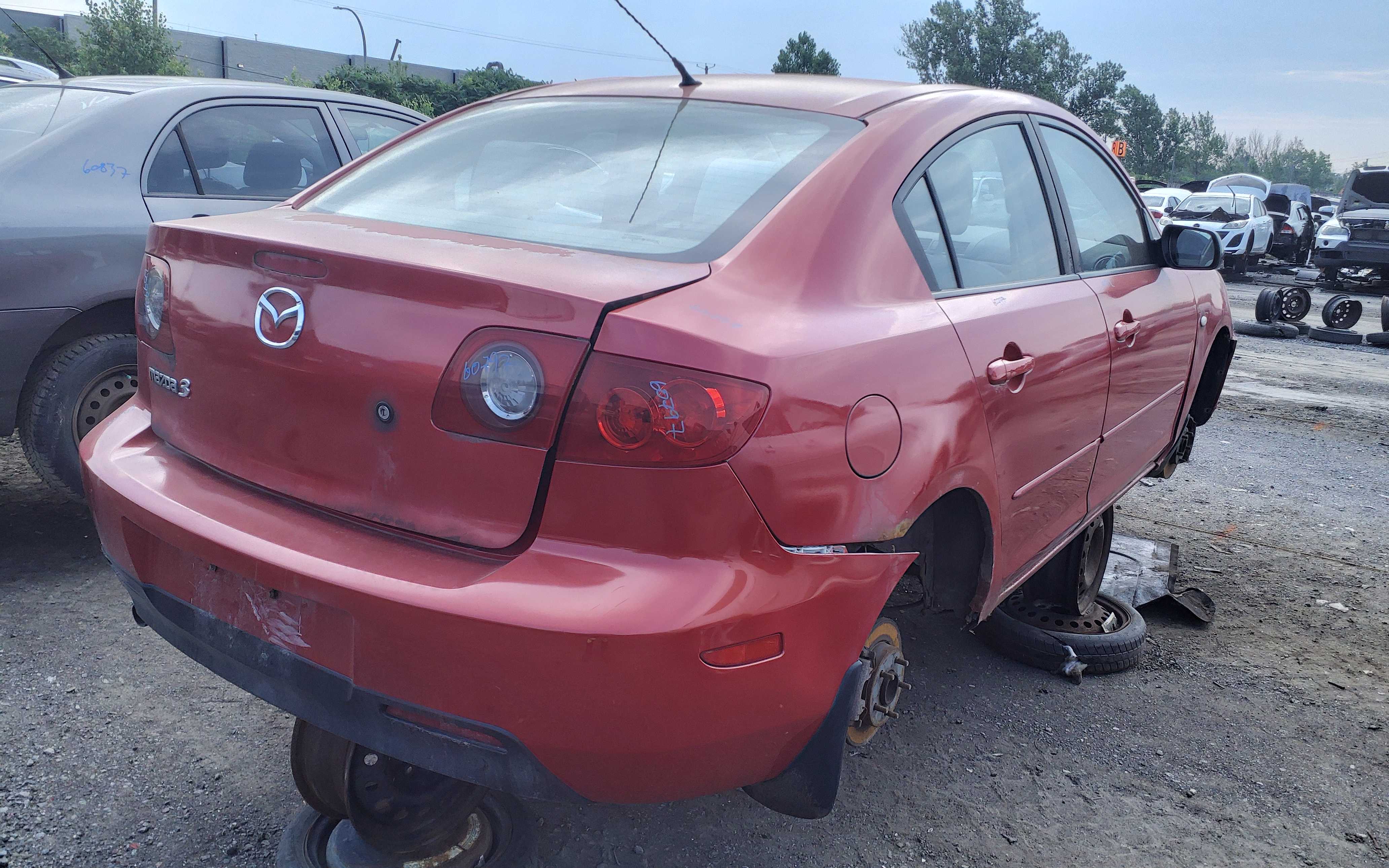 MAZDA MAZDA3 2004