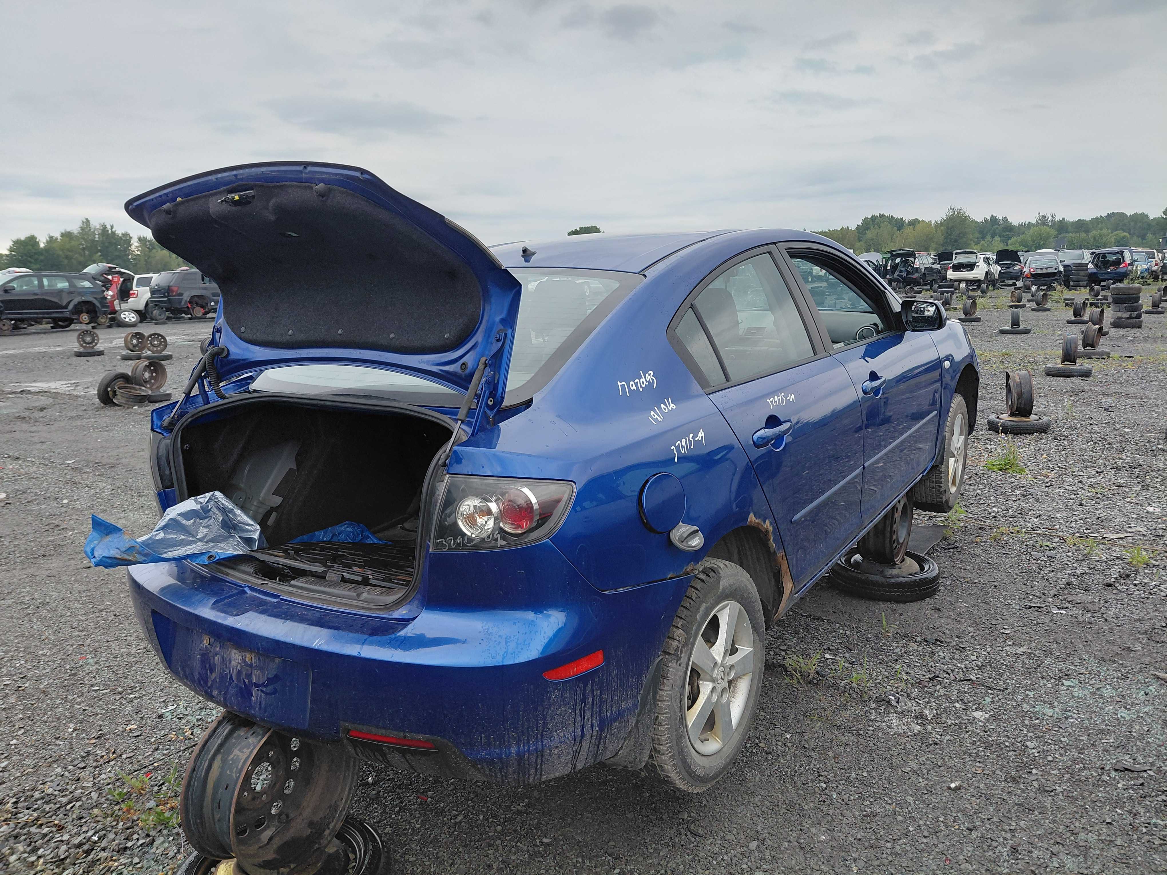 MAZDA MAZDA3 2009