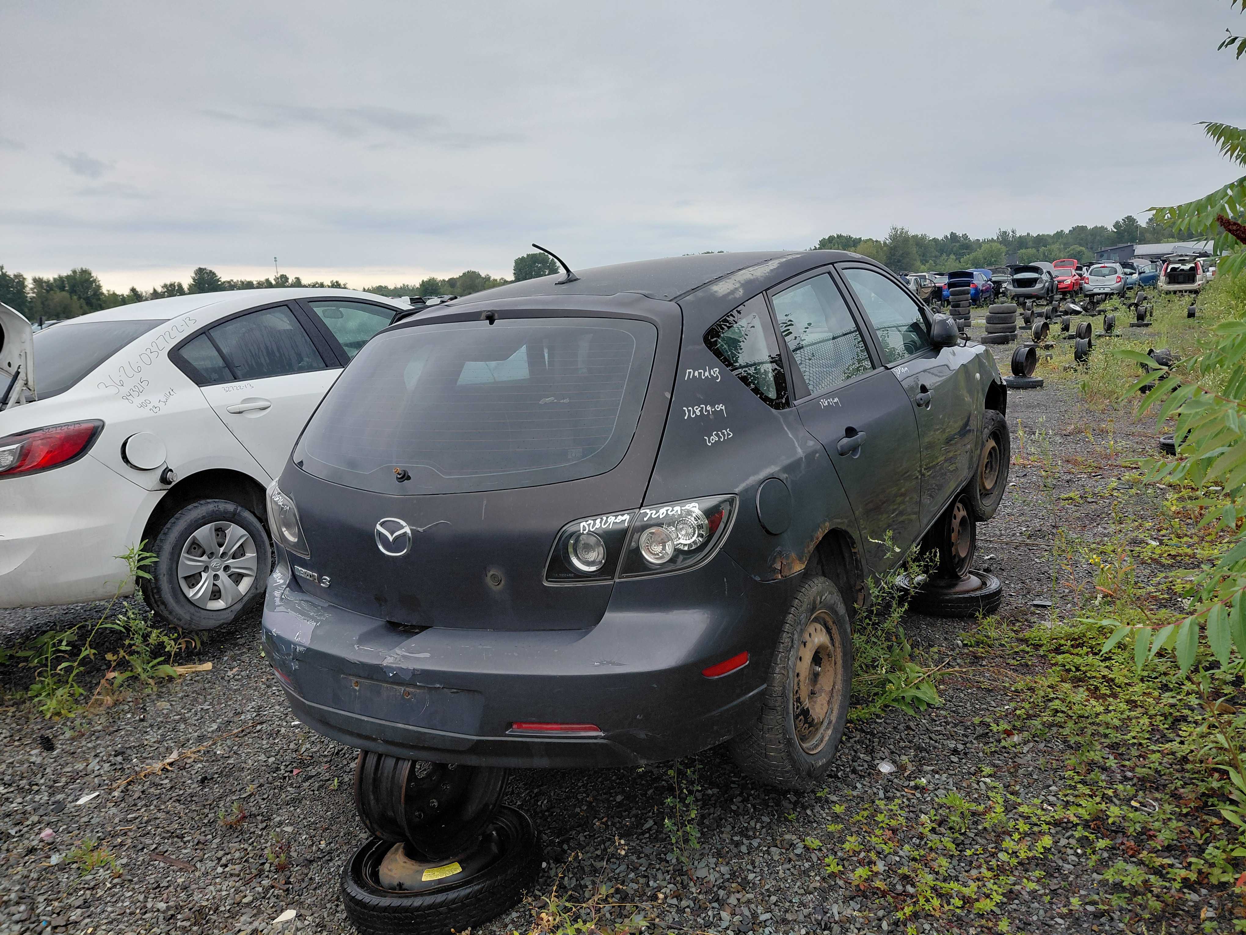 MAZDA MAZDA3 2009
