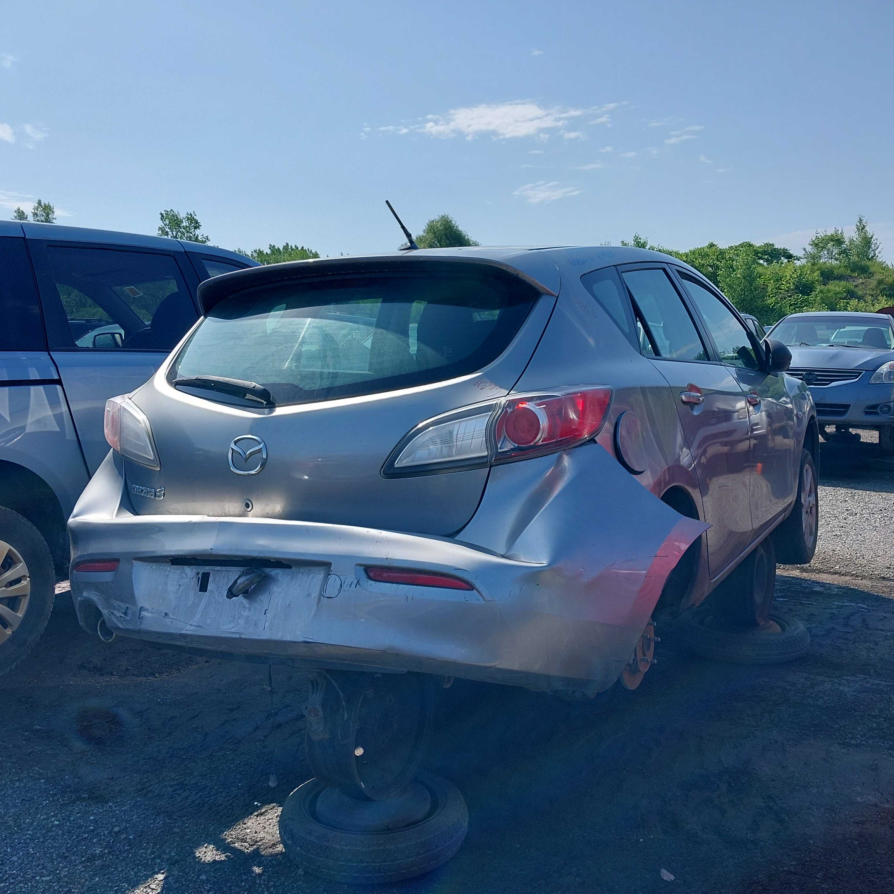 MAZDA MAZDA3 2010
