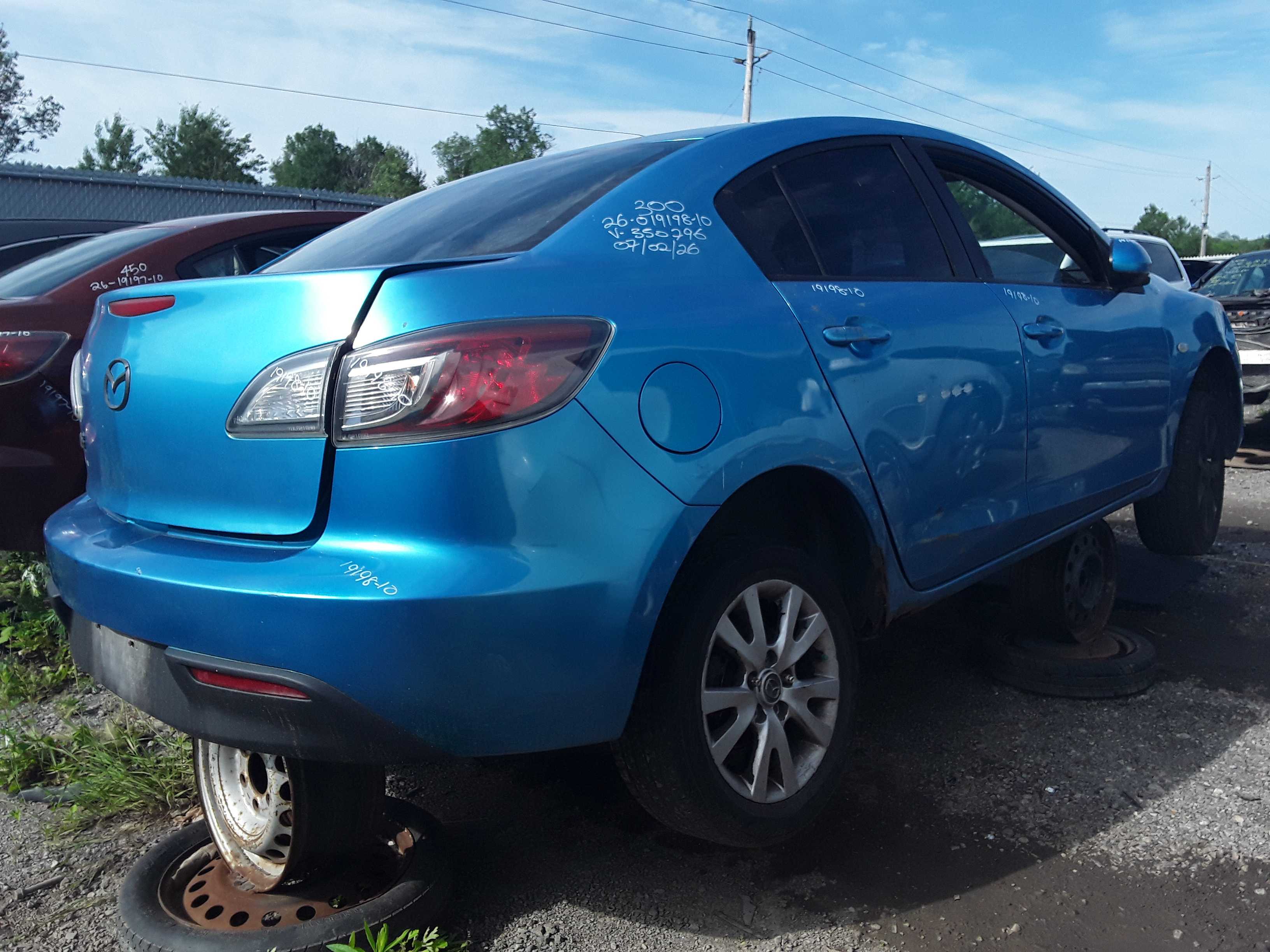 MAZDA MAZDA3 2010