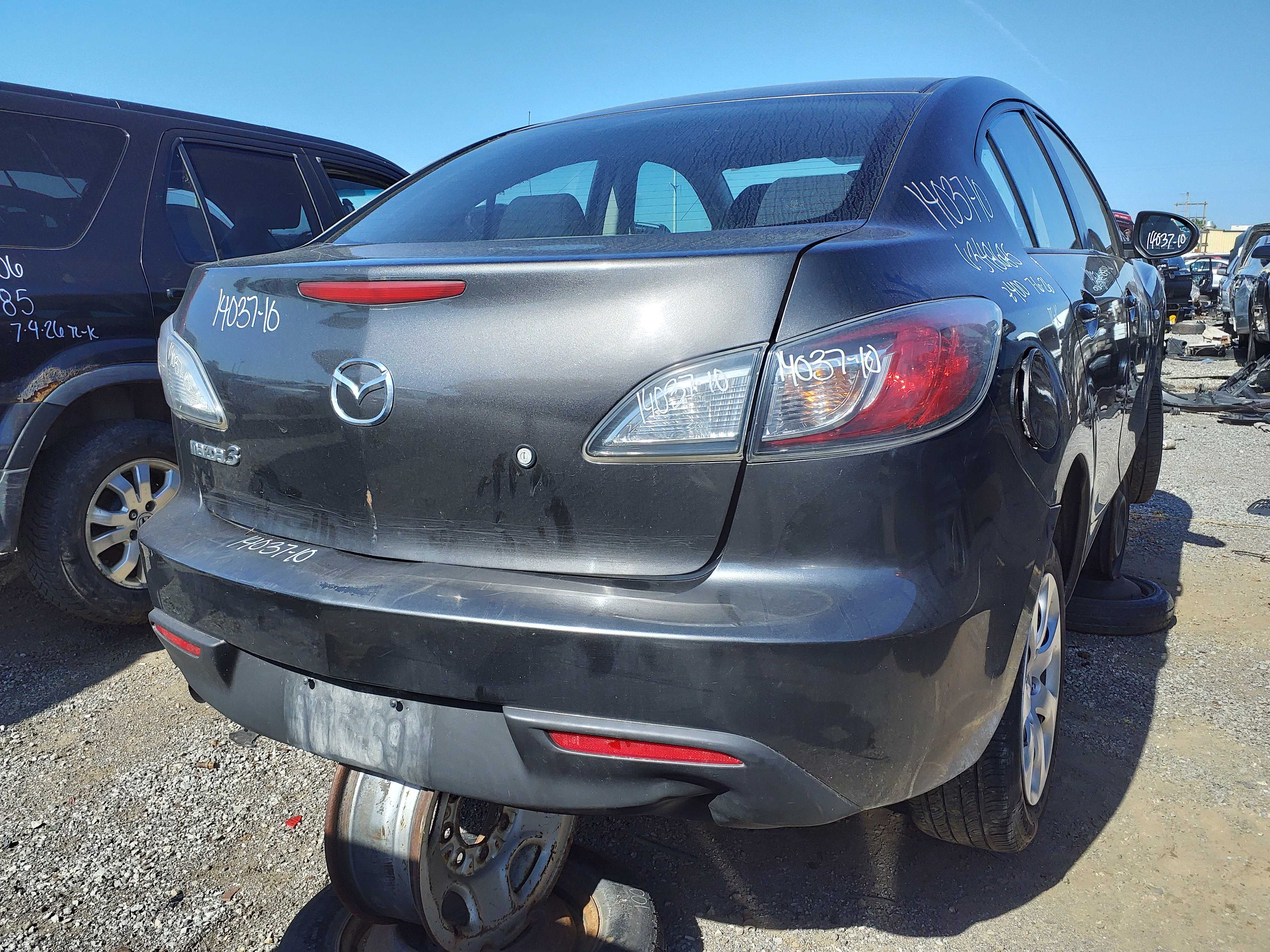 MAZDA MAZDA3 2010