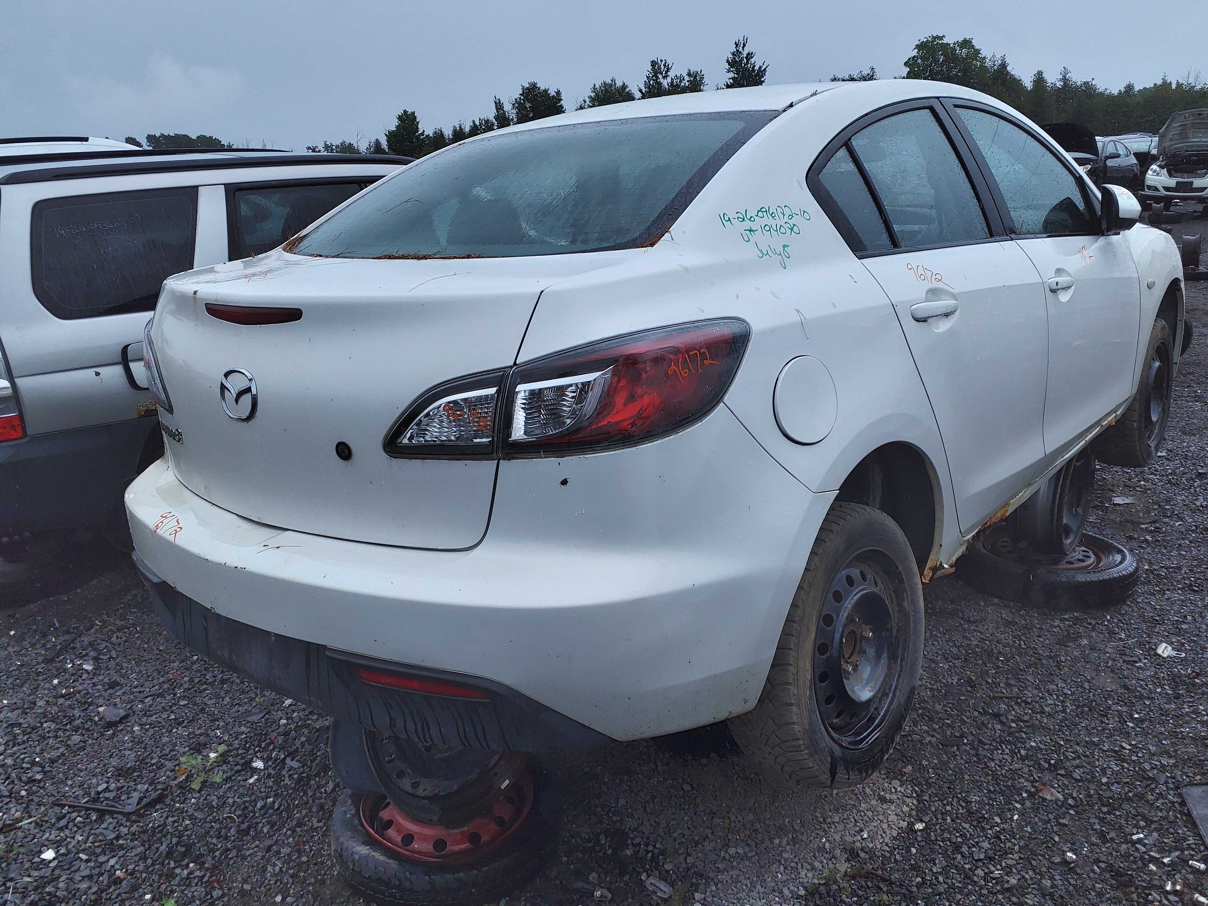 MAZDA MAZDA3 2010