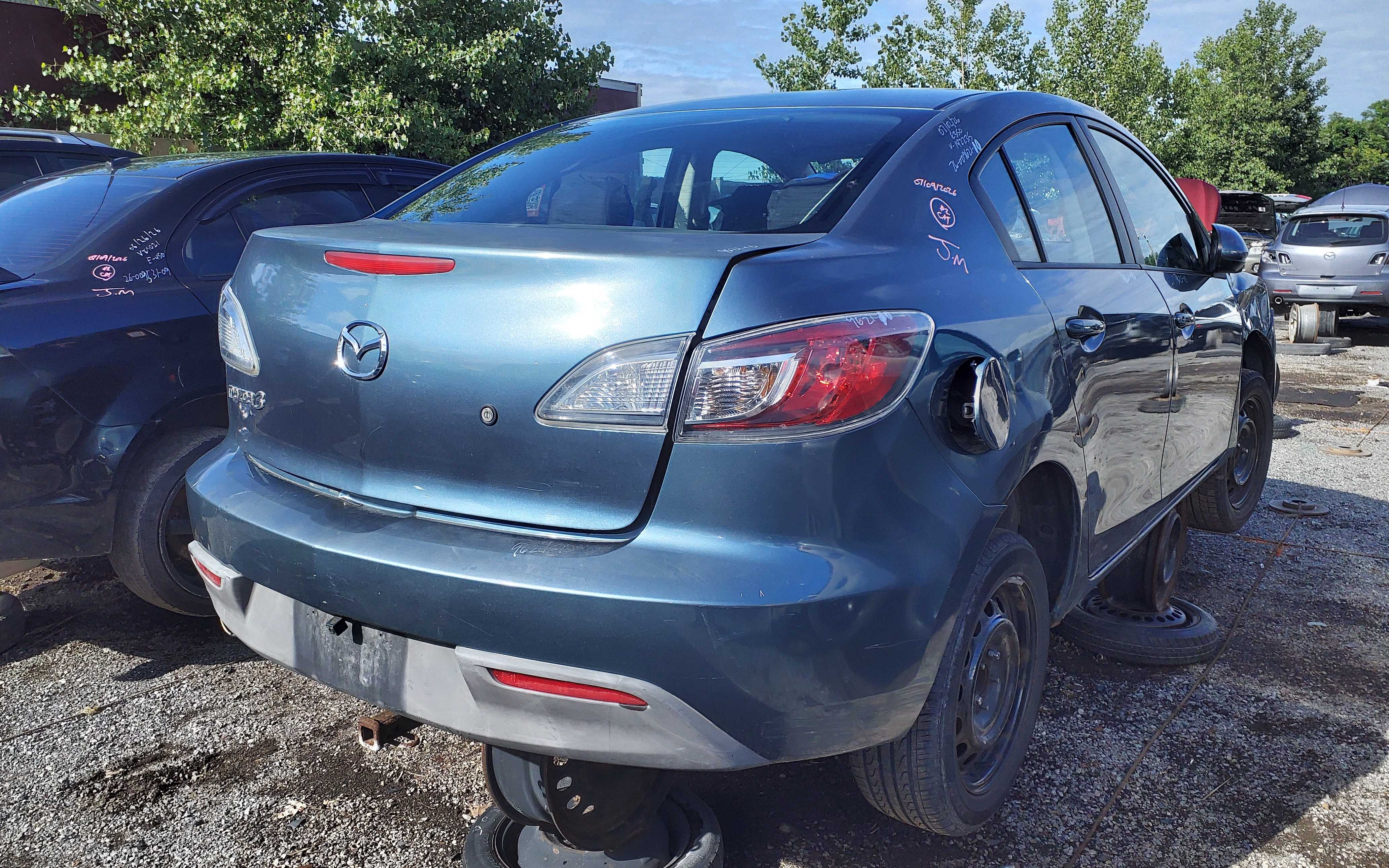 MAZDA MAZDA3 2010