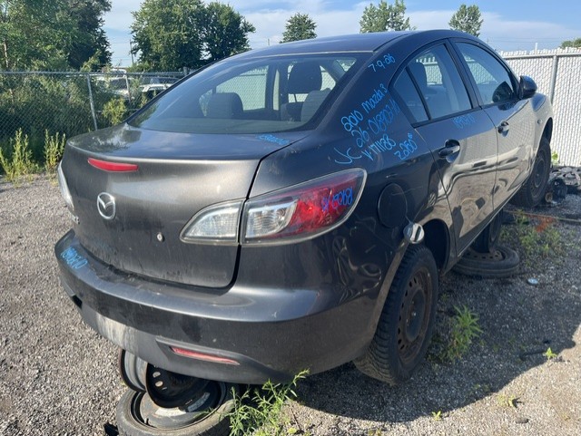 MAZDA MAZDA3 2010