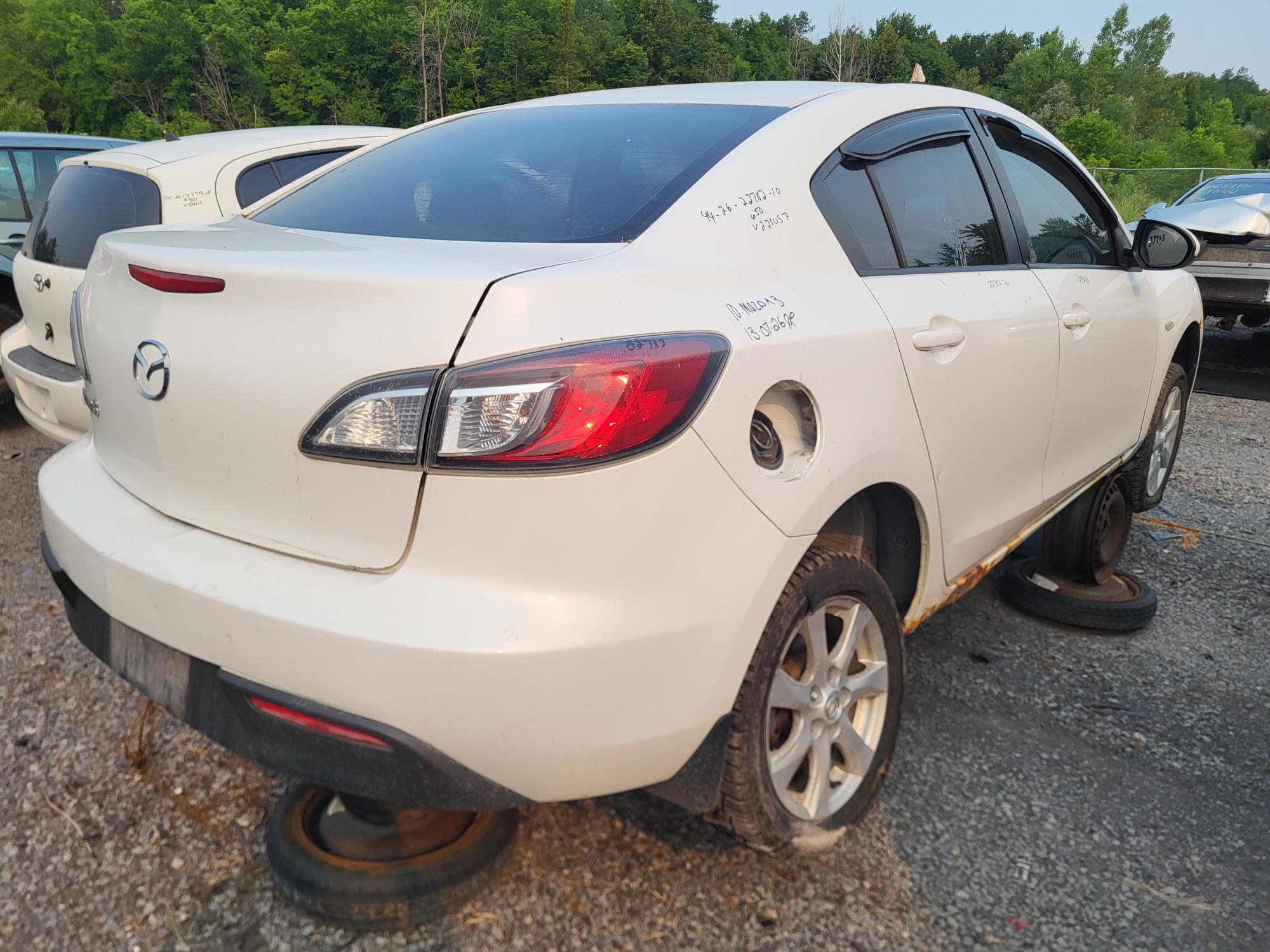 MAZDA MAZDA3 2010