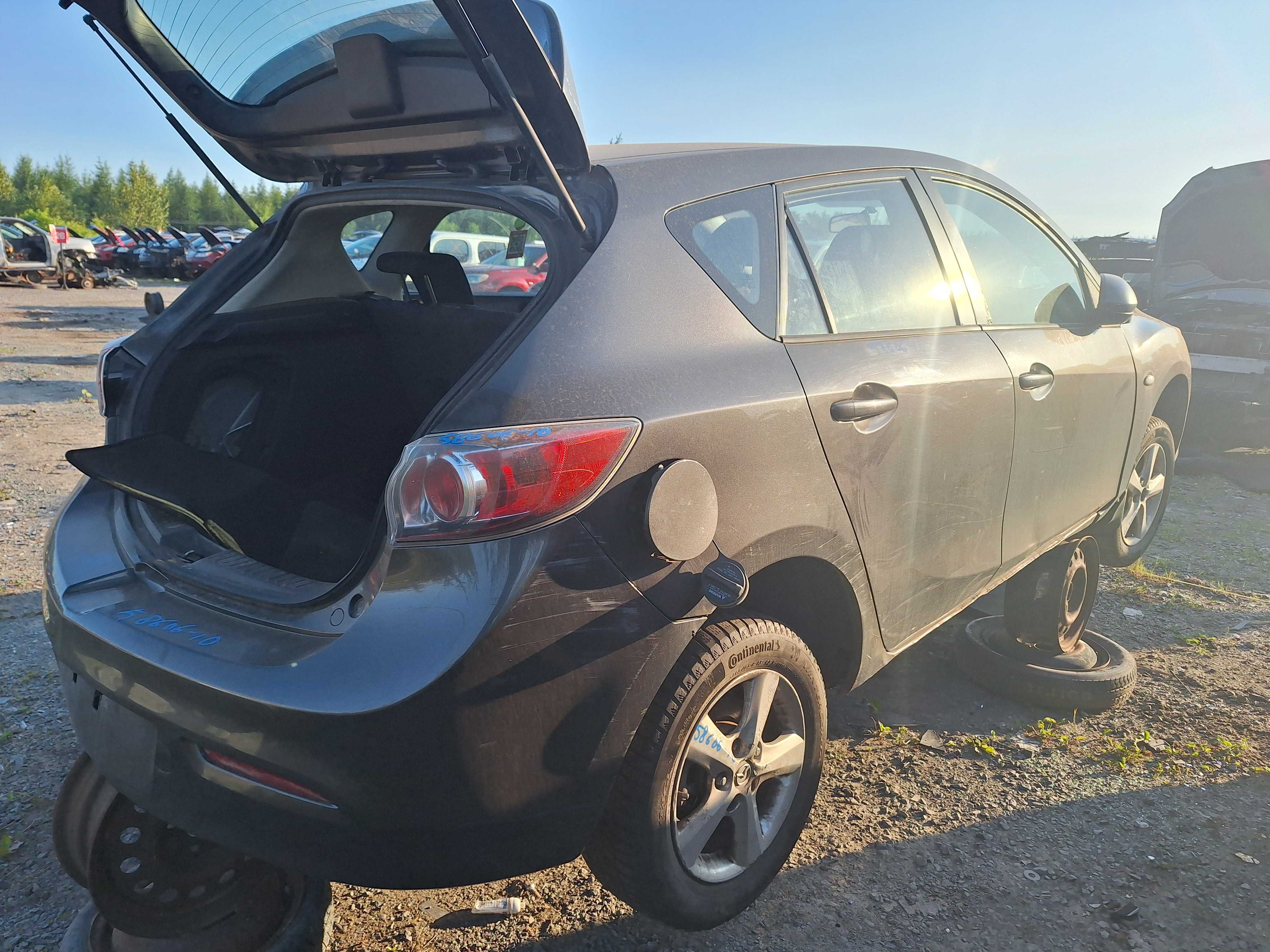 MAZDA MAZDA3 2010