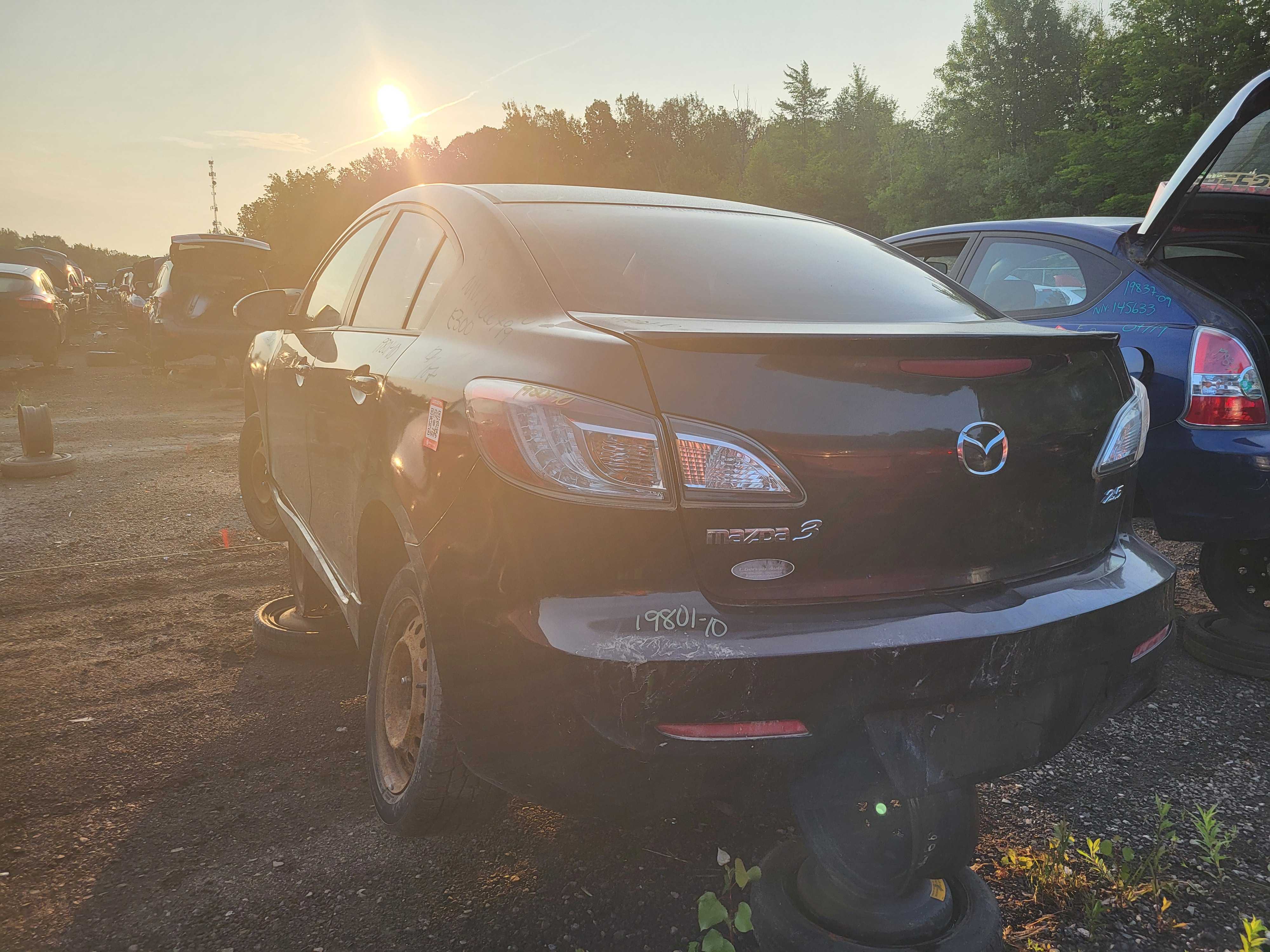 MAZDA MAZDA3 2010