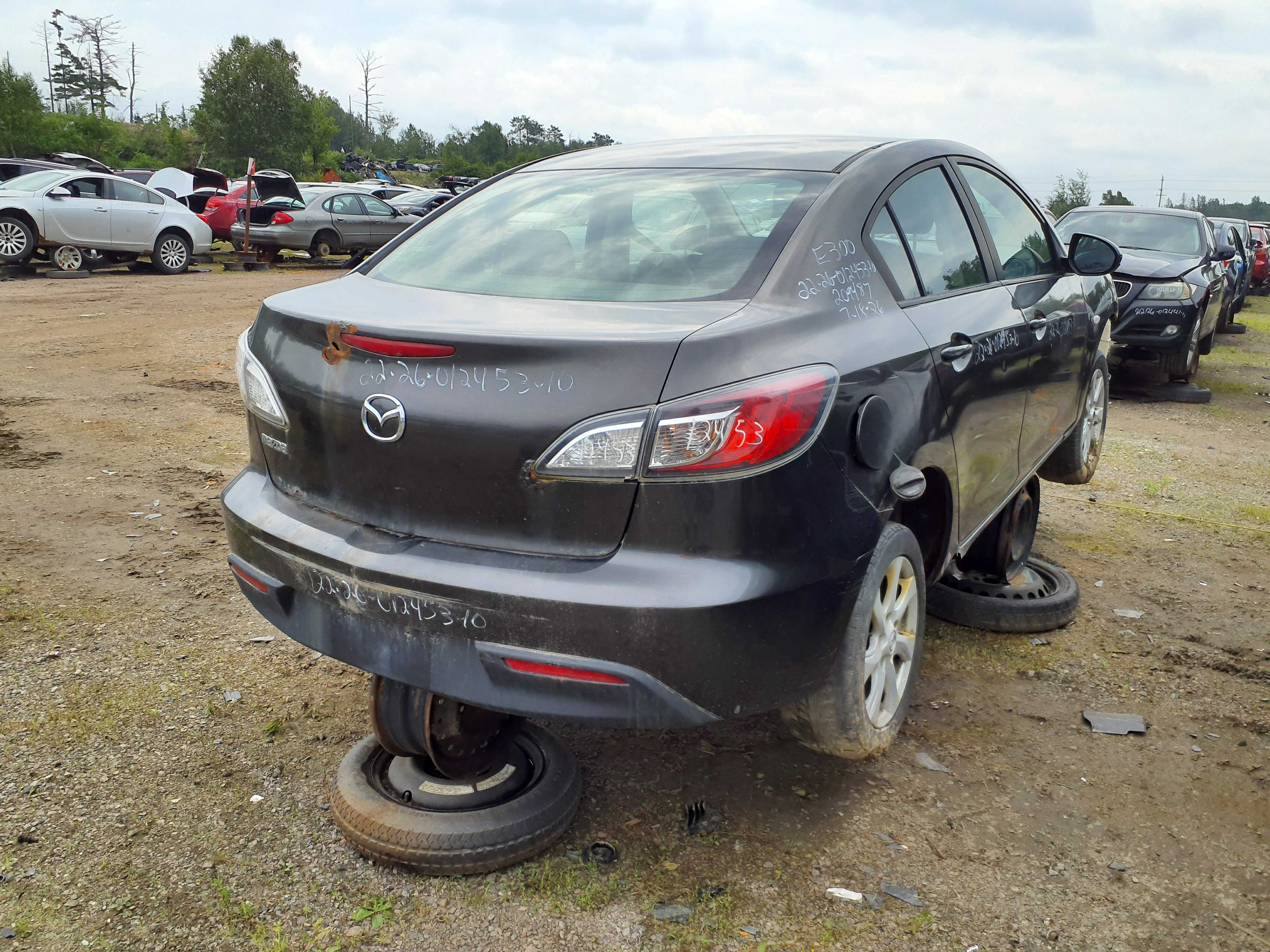 MAZDA MAZDA3 2010