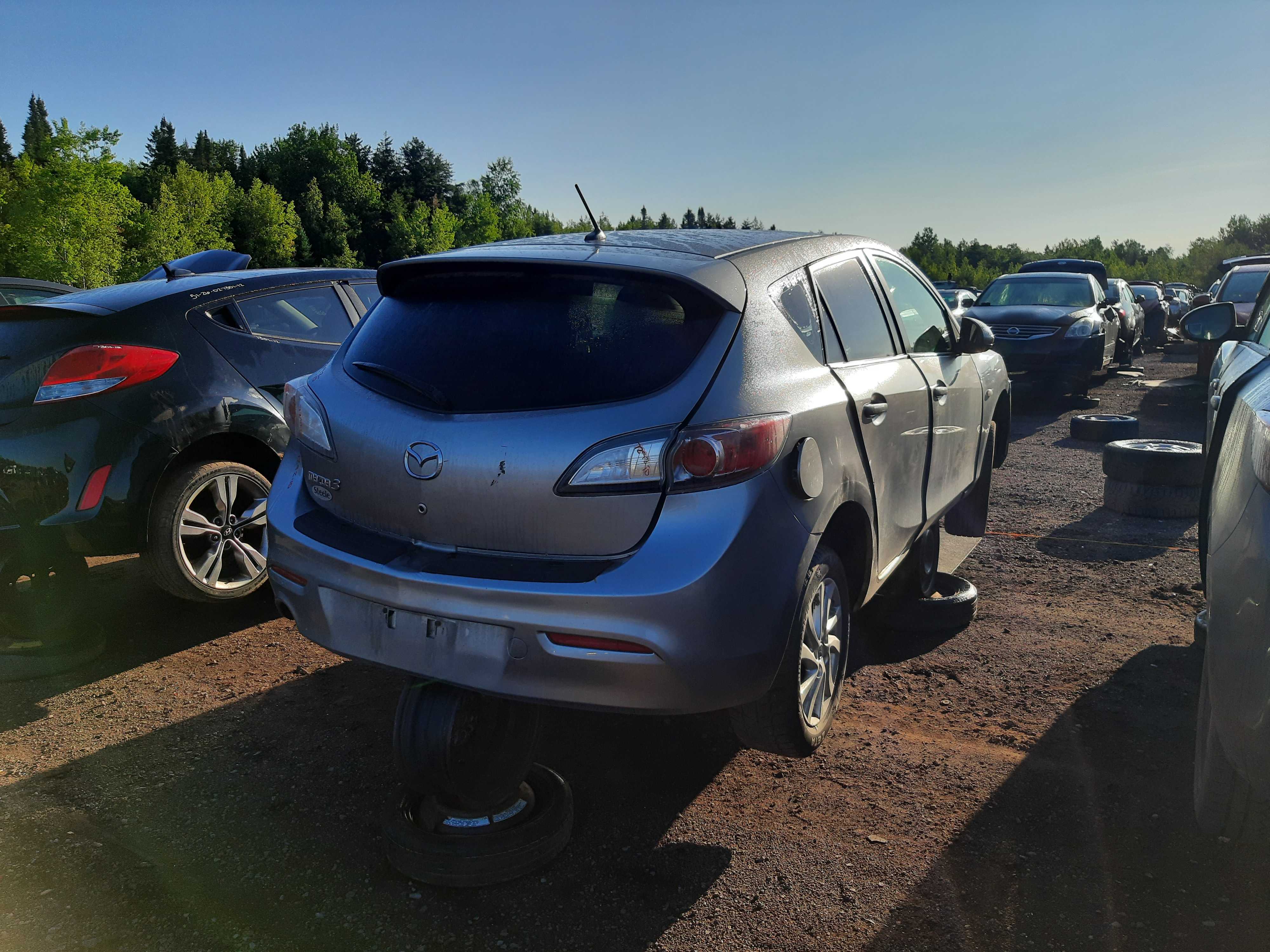 MAZDA MAZDA3 2010