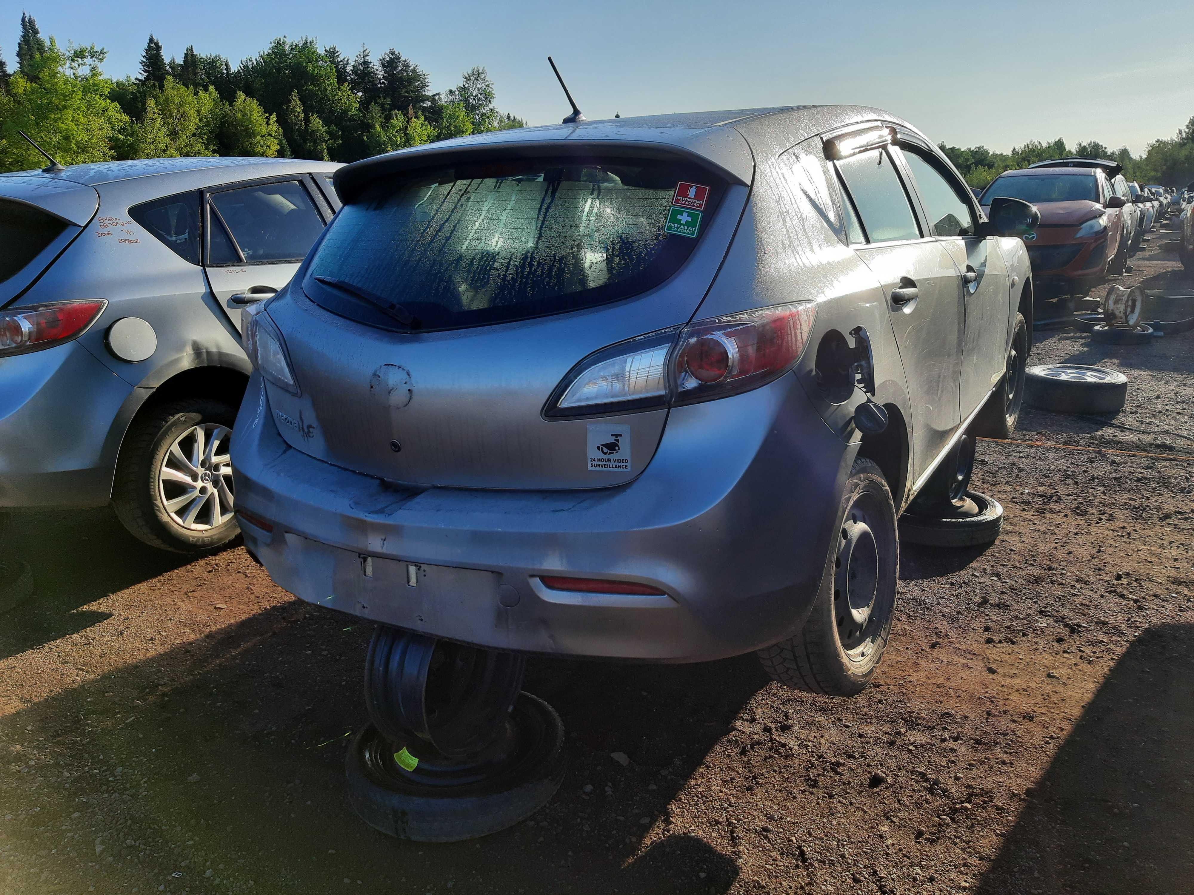 MAZDA MAZDA3 2010