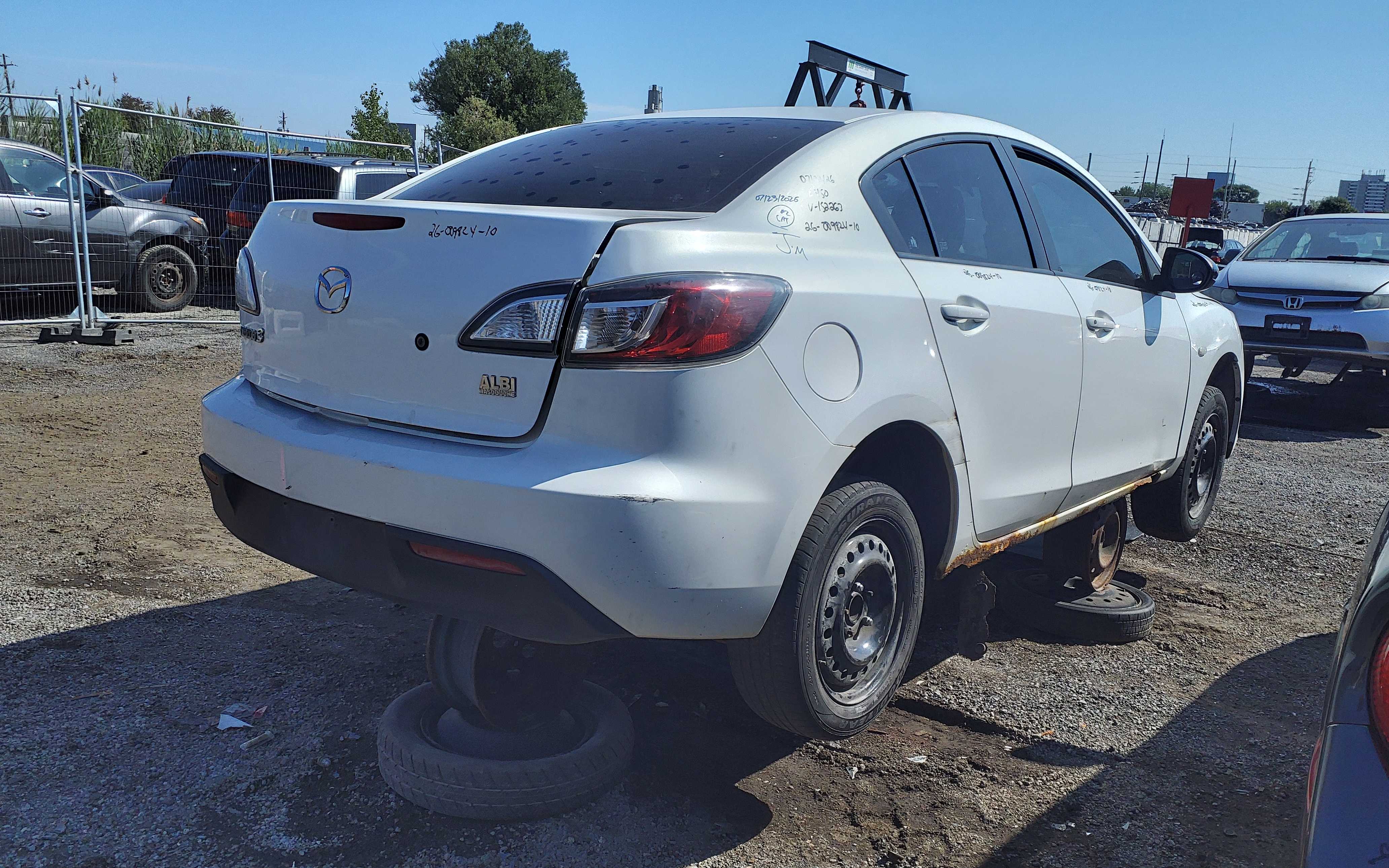 MAZDA MAZDA3 2010
