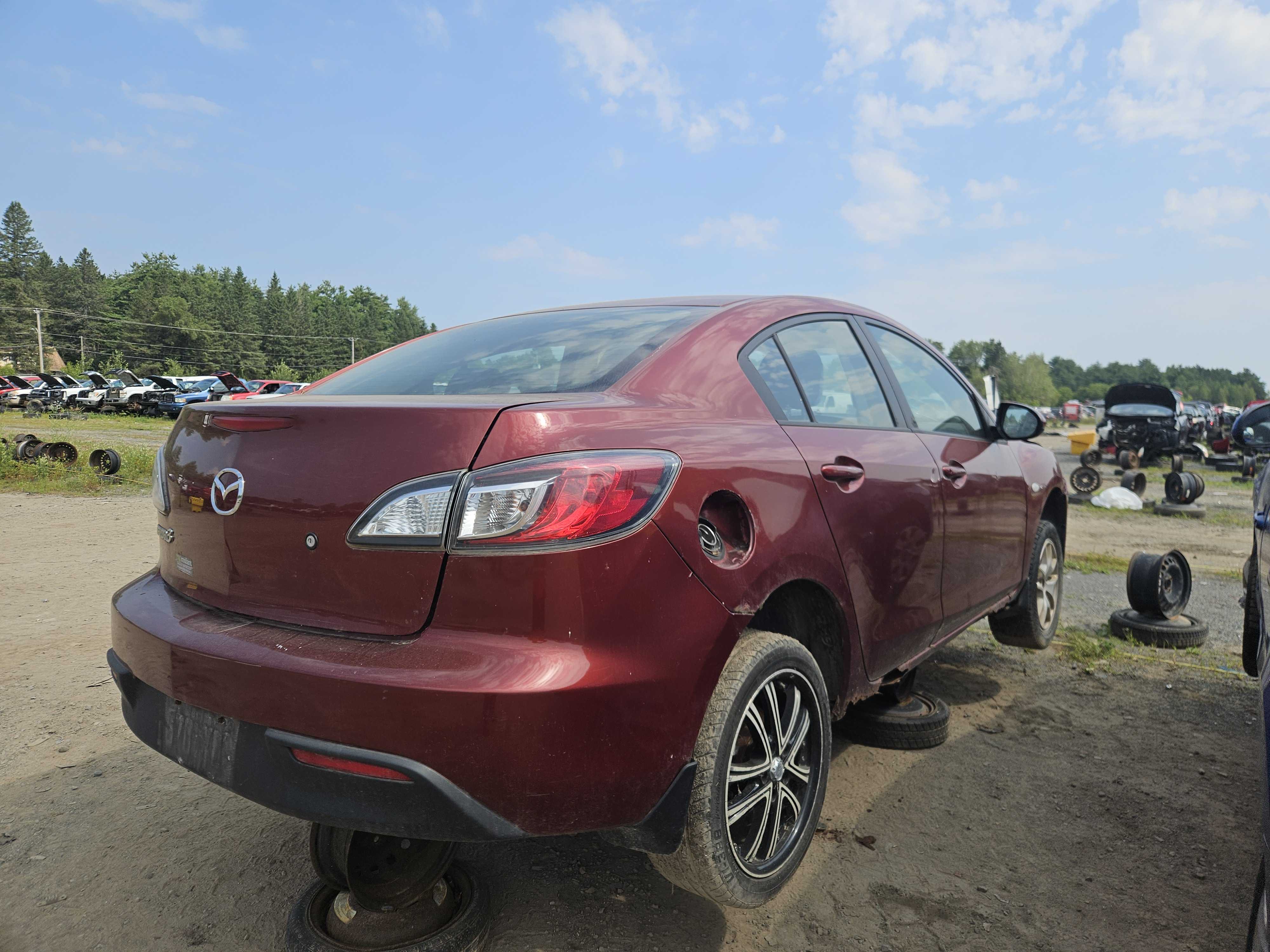 MAZDA MAZDA3 2010