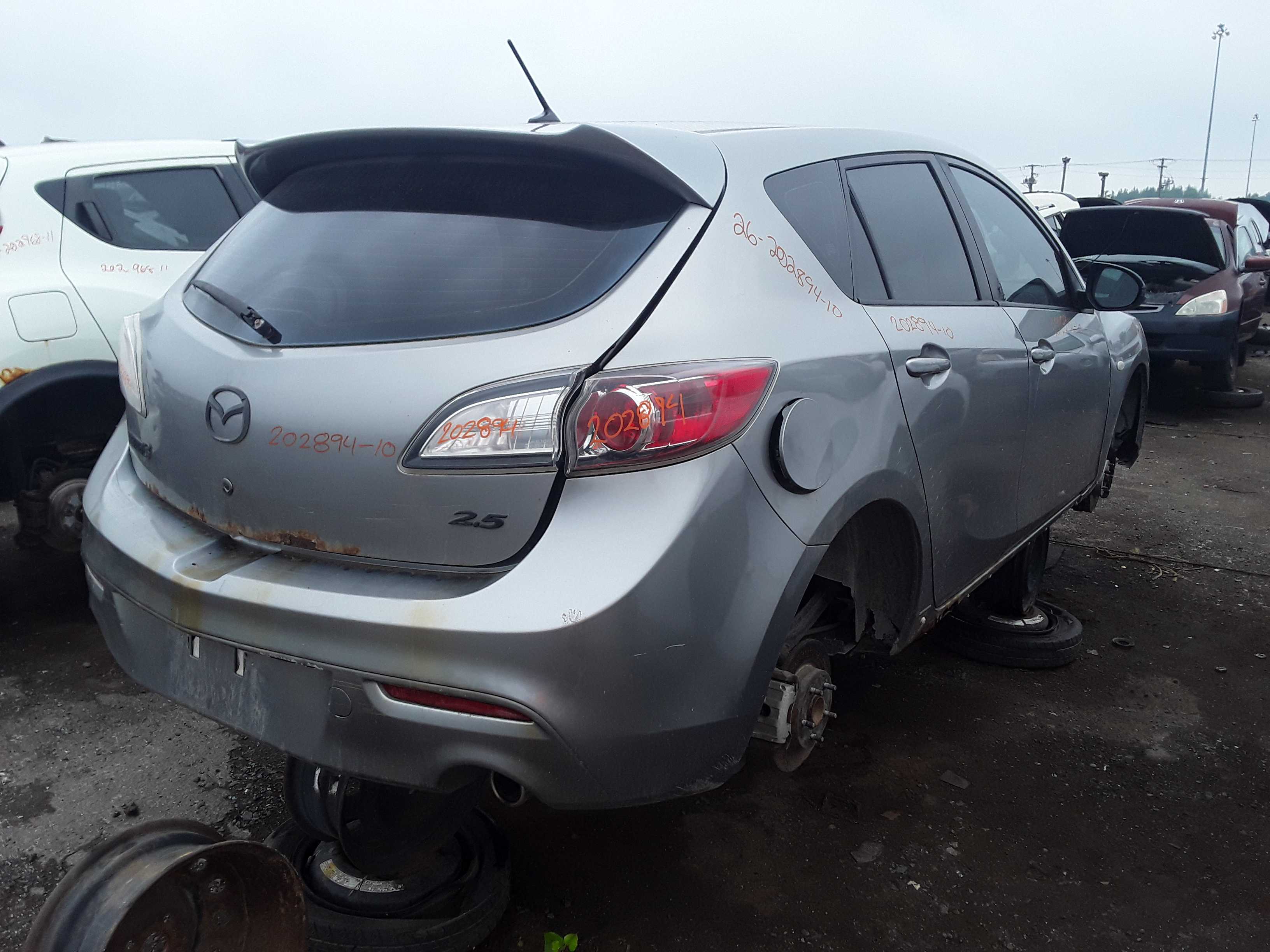 MAZDA MAZDA3 2010