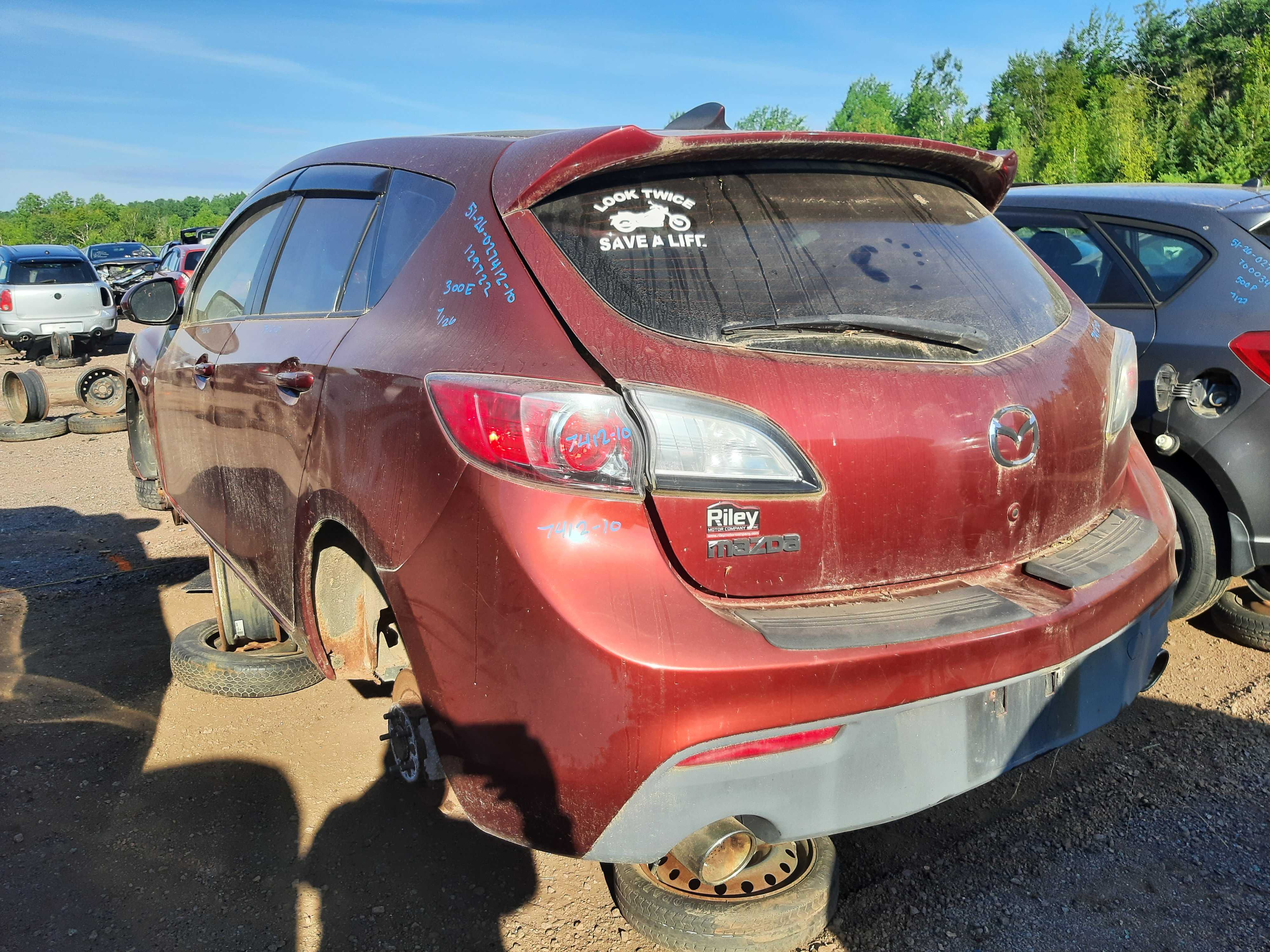 MAZDA MAZDA3 2010