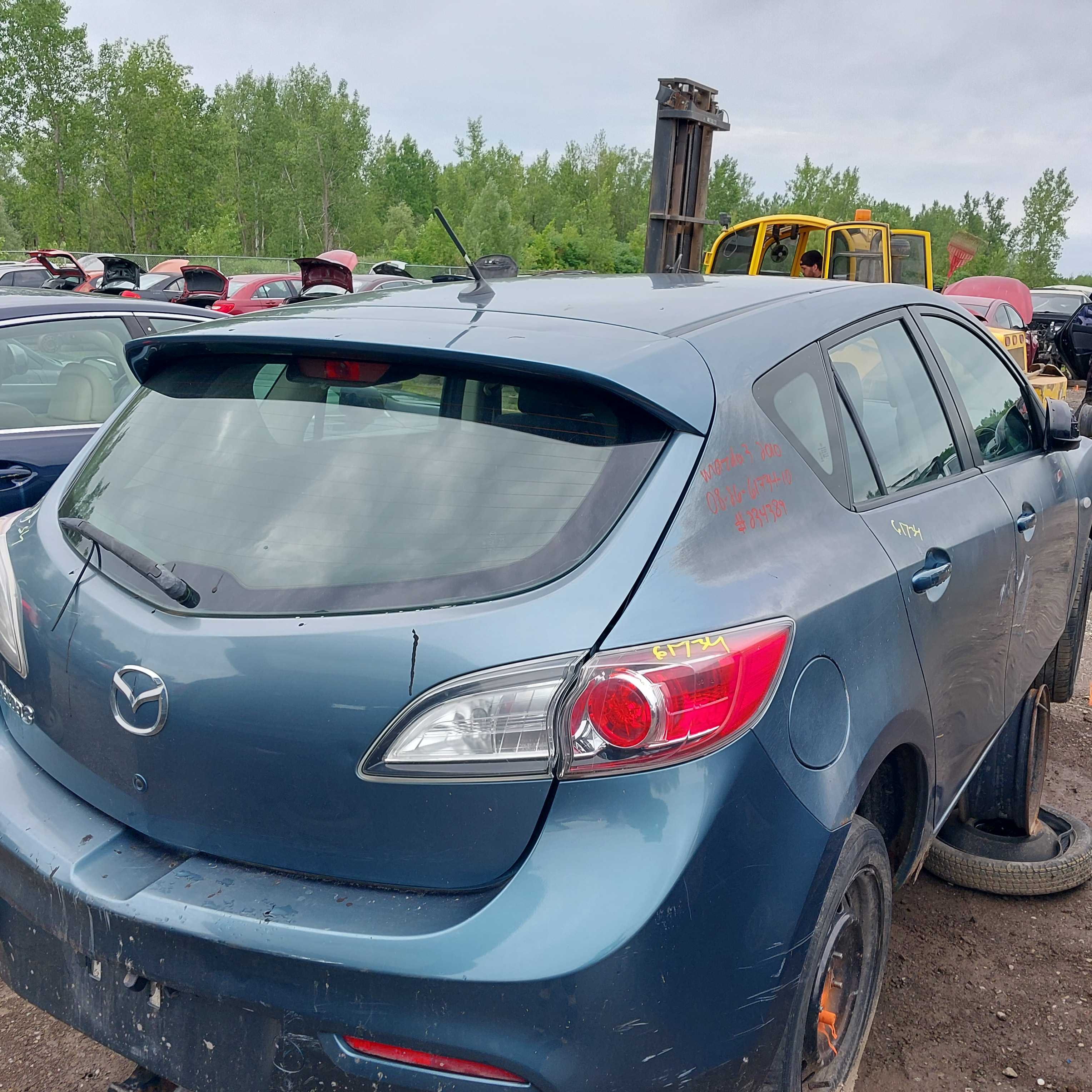 MAZDA MAZDA3 2010