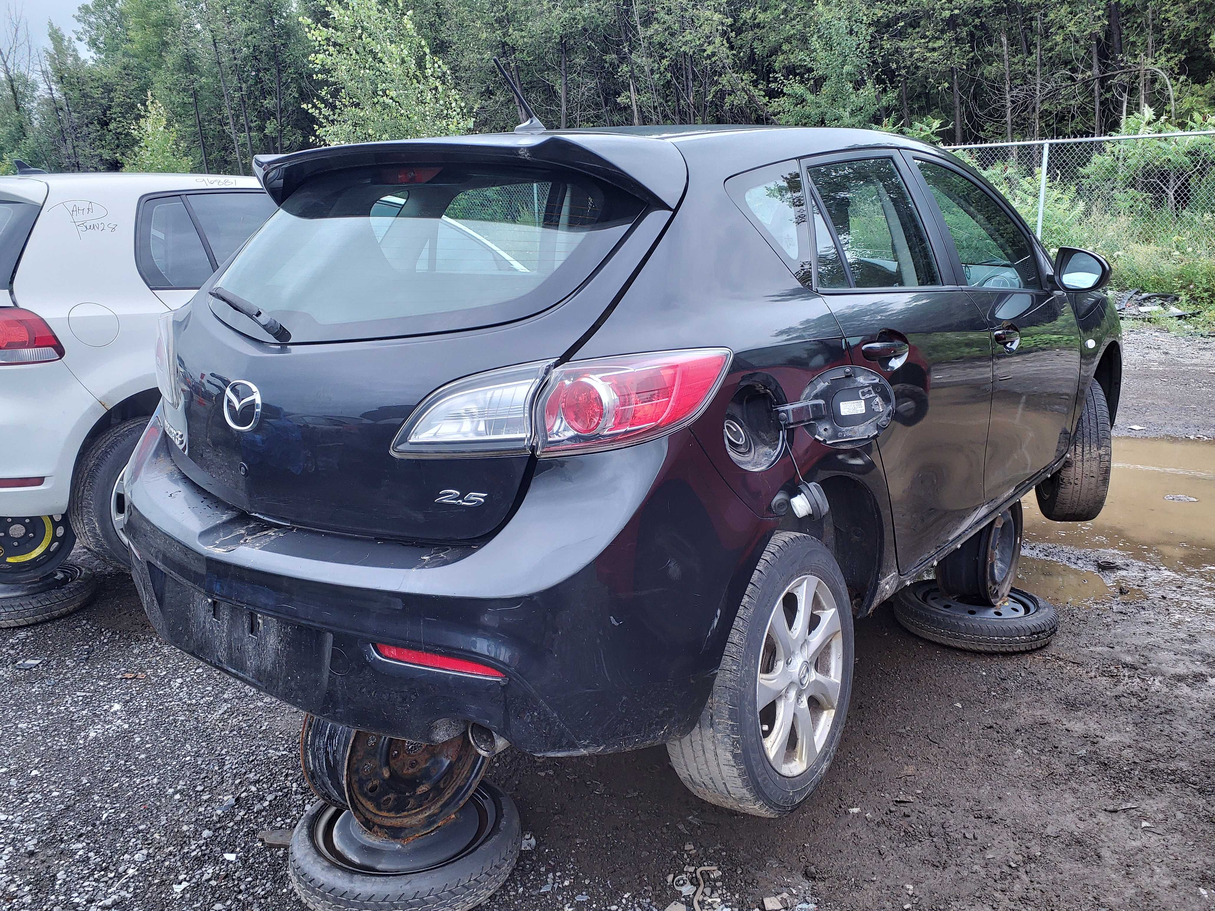 MAZDA MAZDA3 2010