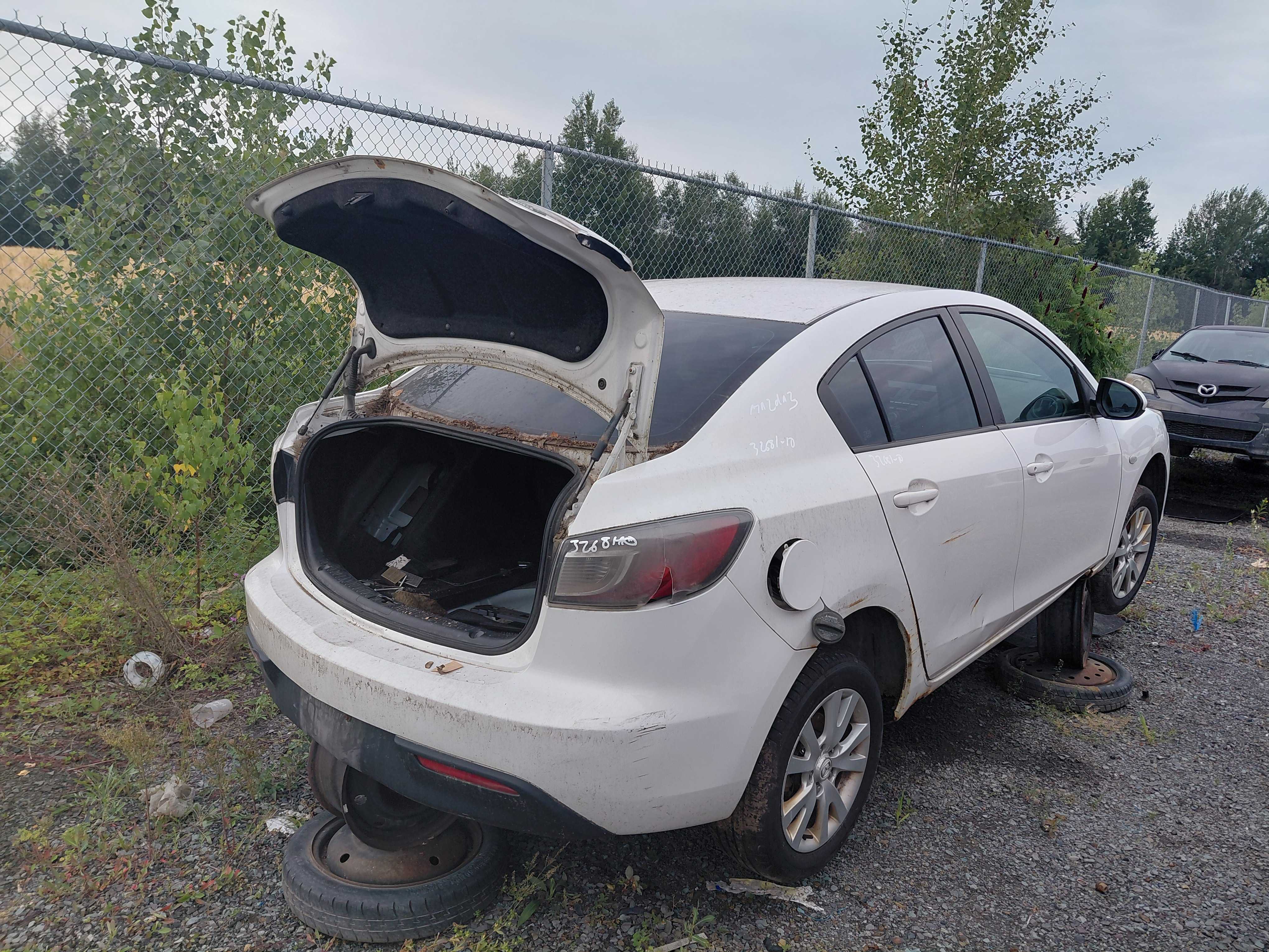 MAZDA MAZDA3 2010