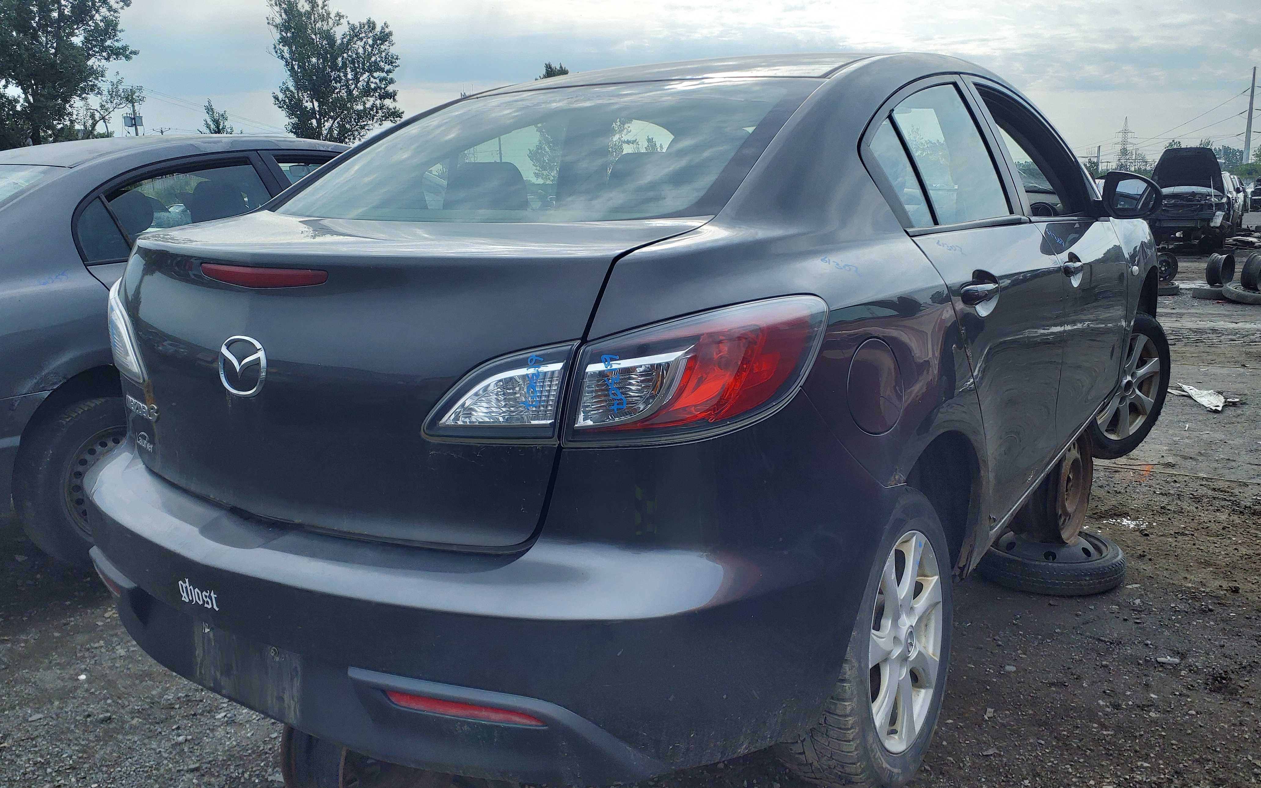 MAZDA MAZDA3 2010