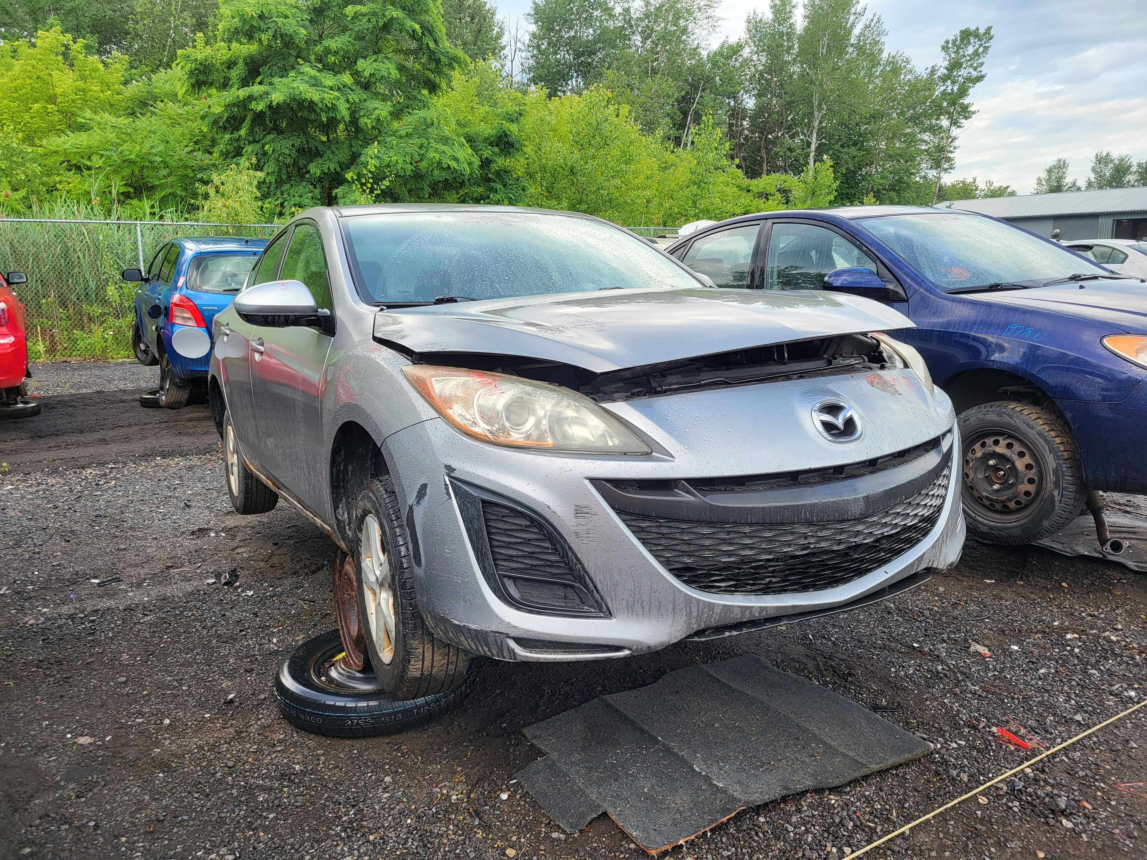 MAZDA MAZDA3 2011