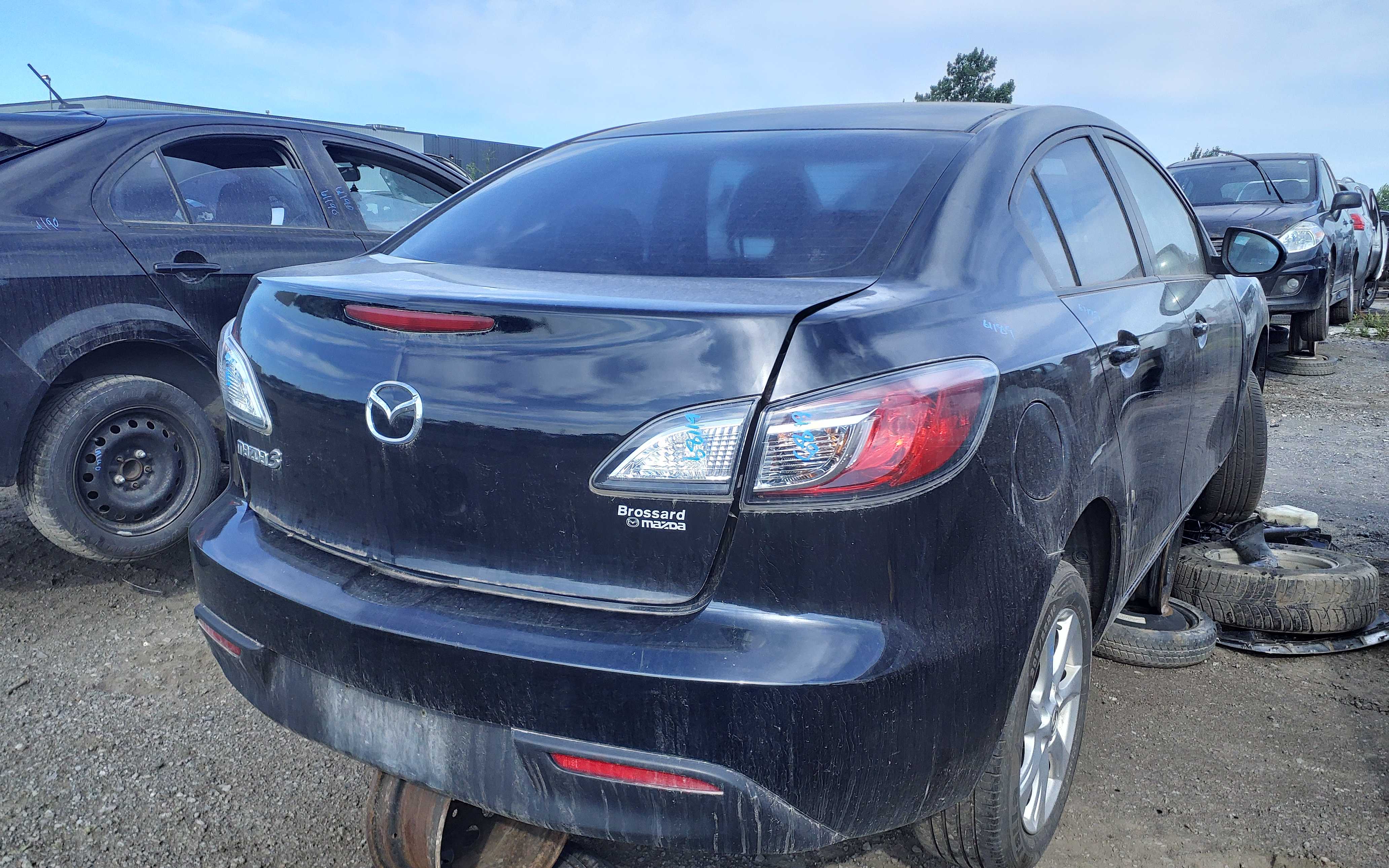 MAZDA MAZDA3 2011